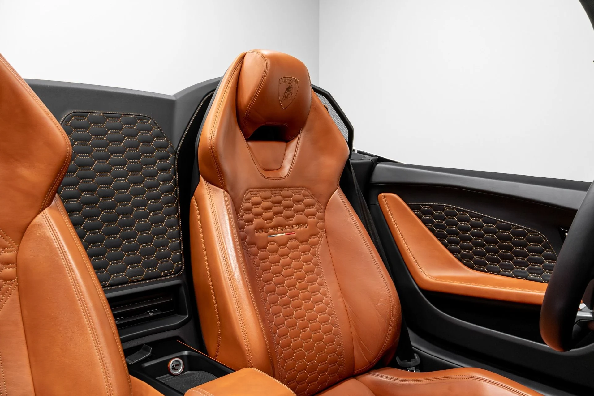 mph018_4056692864_Used_2019_Lamborghini_Huracan_LP_580_2_S_1770412340_c6adf75c4a