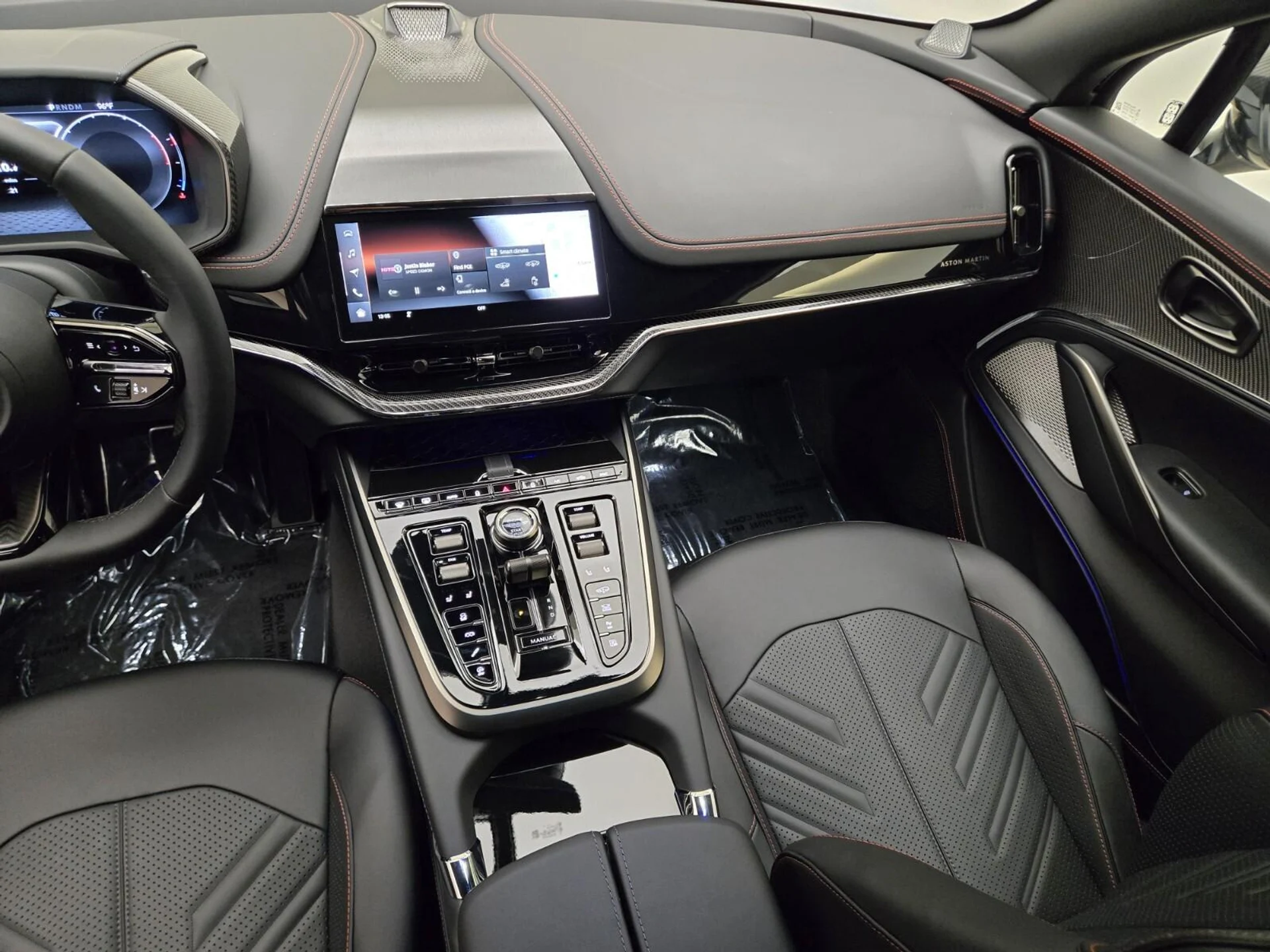 mph018_4057483541_New_2026_Aston_Martin_DBX_S_1780637074_f5132fba89