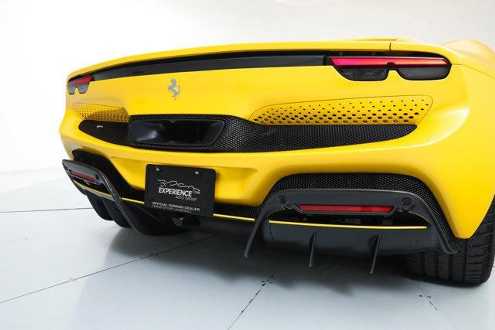 mph018_405781215_lz_R6_Gzy3o_Rc_Wd_YCXFR_Qf_K0_N88_So_a36b159ac2