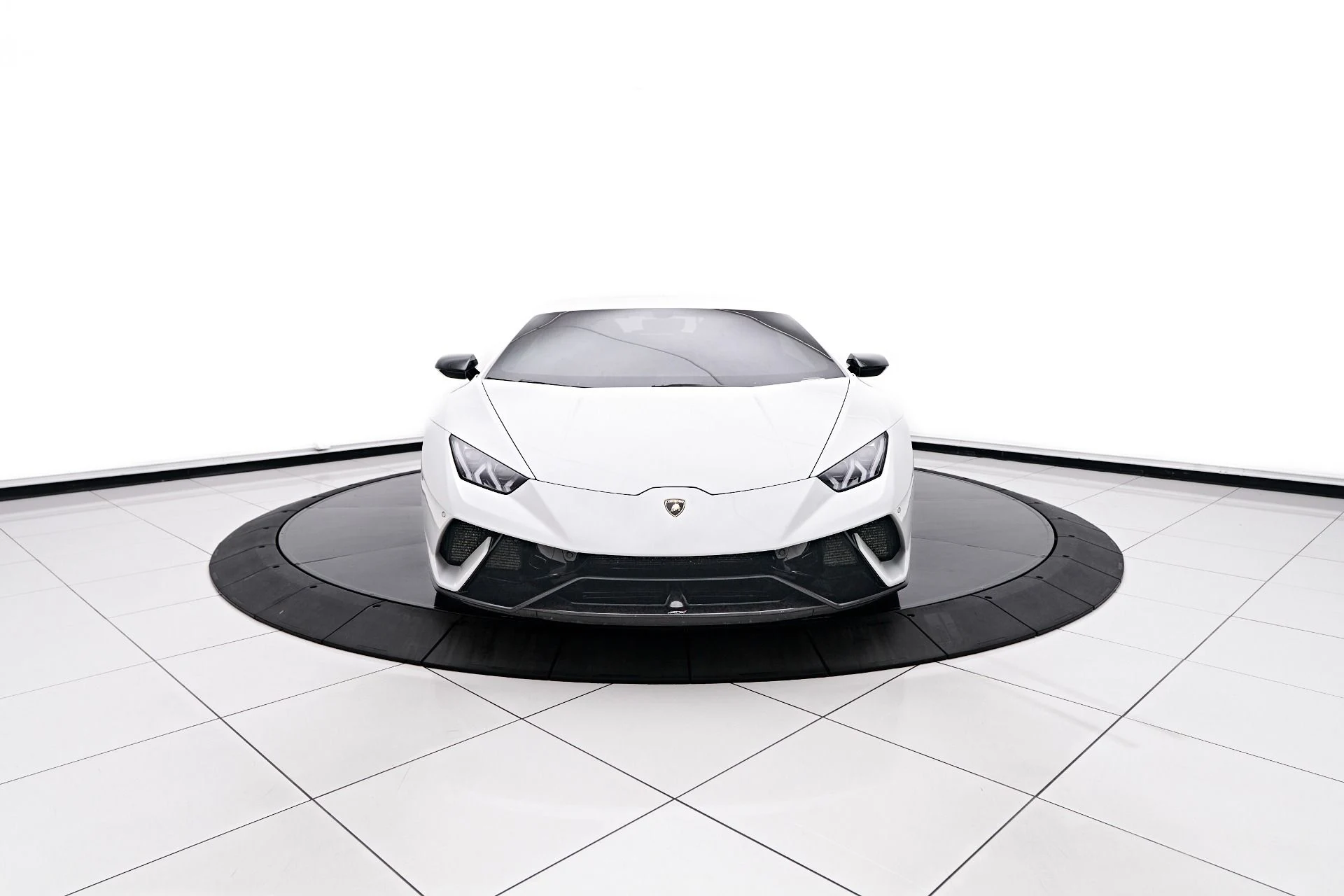 mph018_4058930497_Used_2018_Lamborghini_Huracan_Performante_1747768284_ed6a3652f2