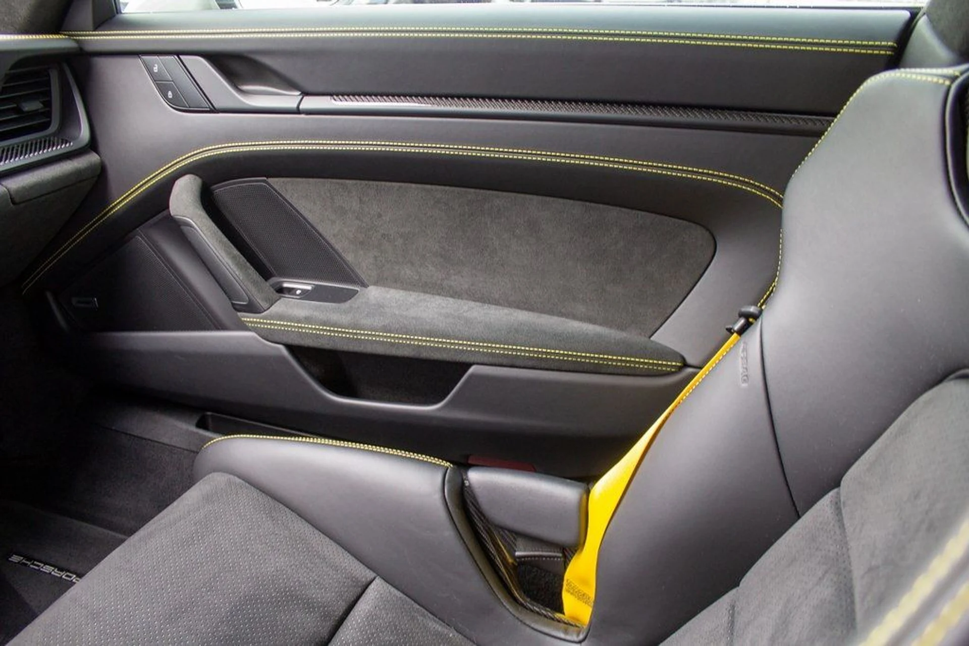 mph018_4062069516_2e1df96e13498f521736b1de2889b543_4aa034972d