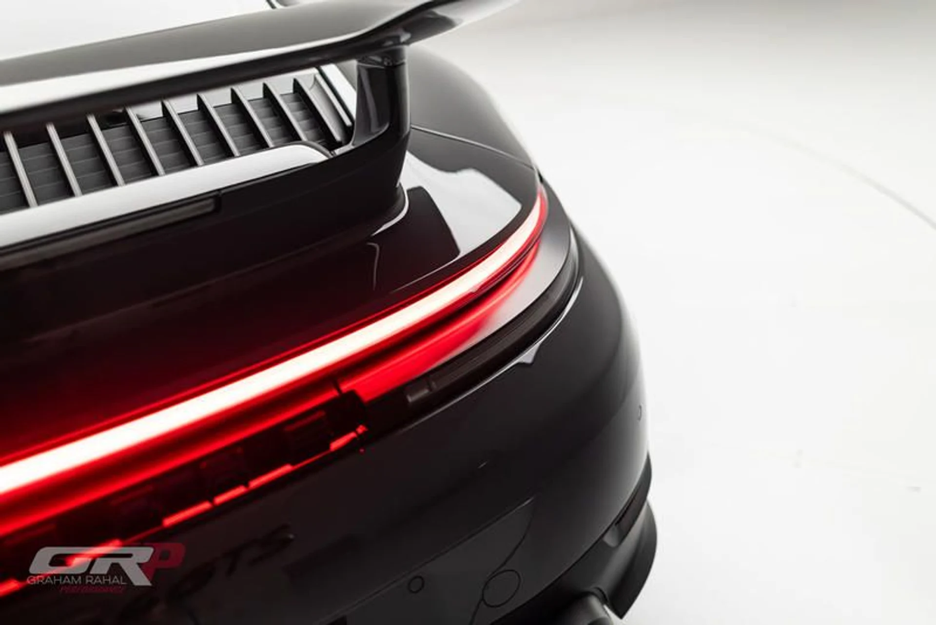 mph018_4062267864_A4_A43598_234_D_46_C8_AB_34_8_E658345_B0_EE_f0ebe23c34