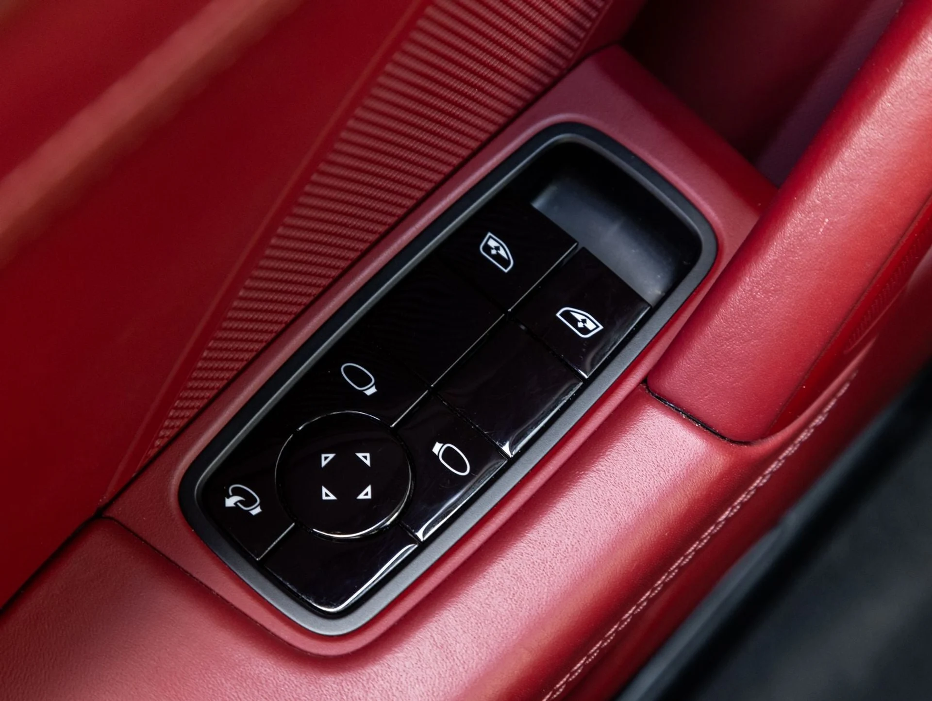 mph018_4066227117_19_56de6409fb