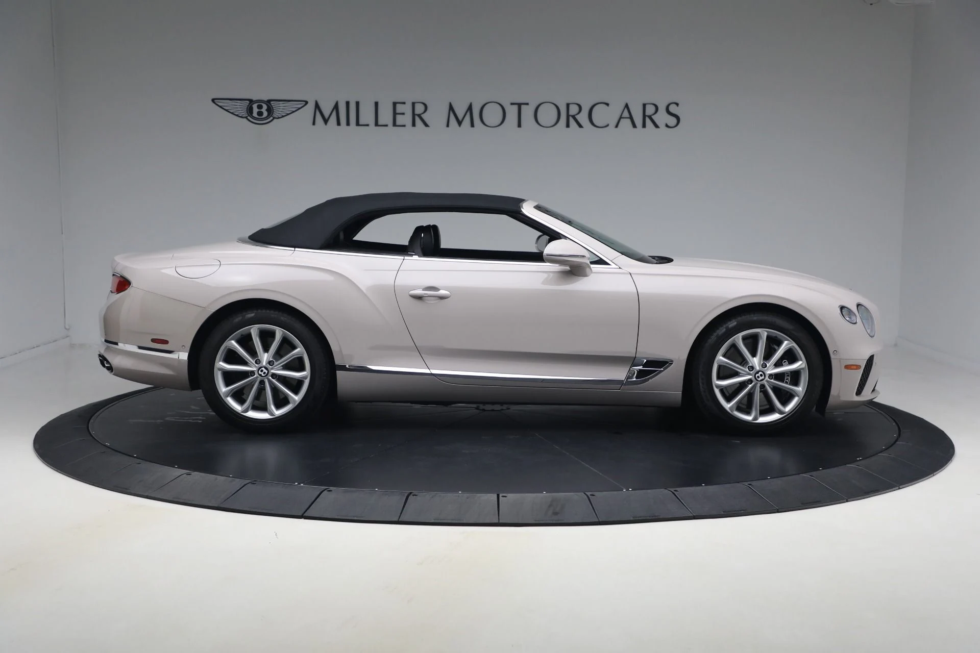 mph018_4071329693_Used_2020_Bentley_Continental_GTC_V8_1776967967_2cee659a36