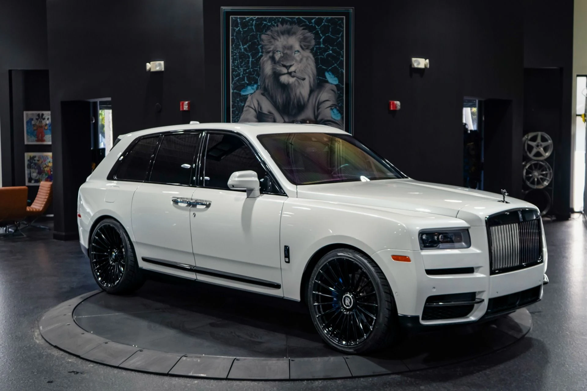 mph018_4074240797_Used_2021_Rolls_Royce_Black_Badge_Cullinan_Black_Badge_Provenance_2027_1771275656_2c0f3c5073