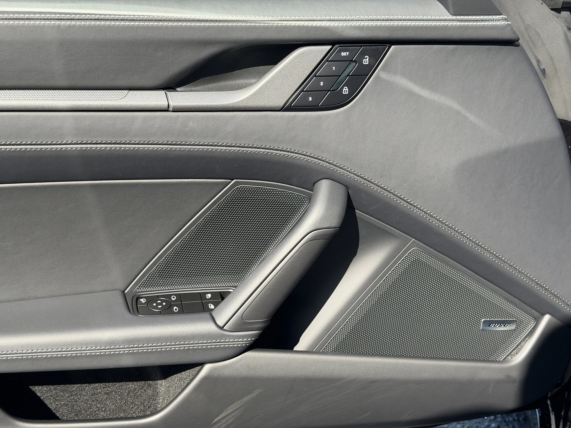 mph018_4075839949_04809e1b59da5ab6266ac06ec49a8a7ex_dba9a3d07b