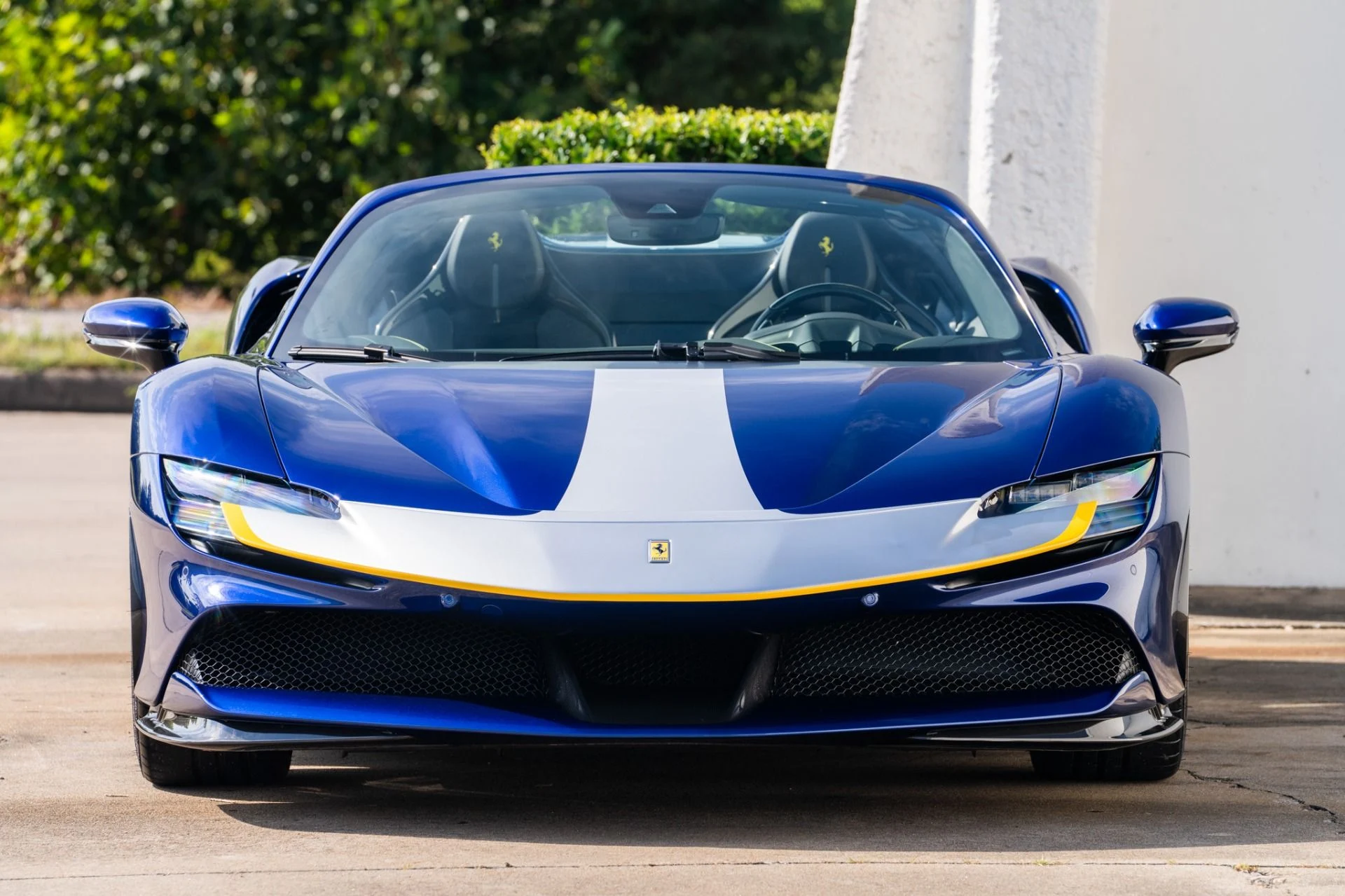 mph018_4078481220_Used_2022_Ferrari_SF_90_Spider_Assetto_Fiorano_1757958945_5a8575c991