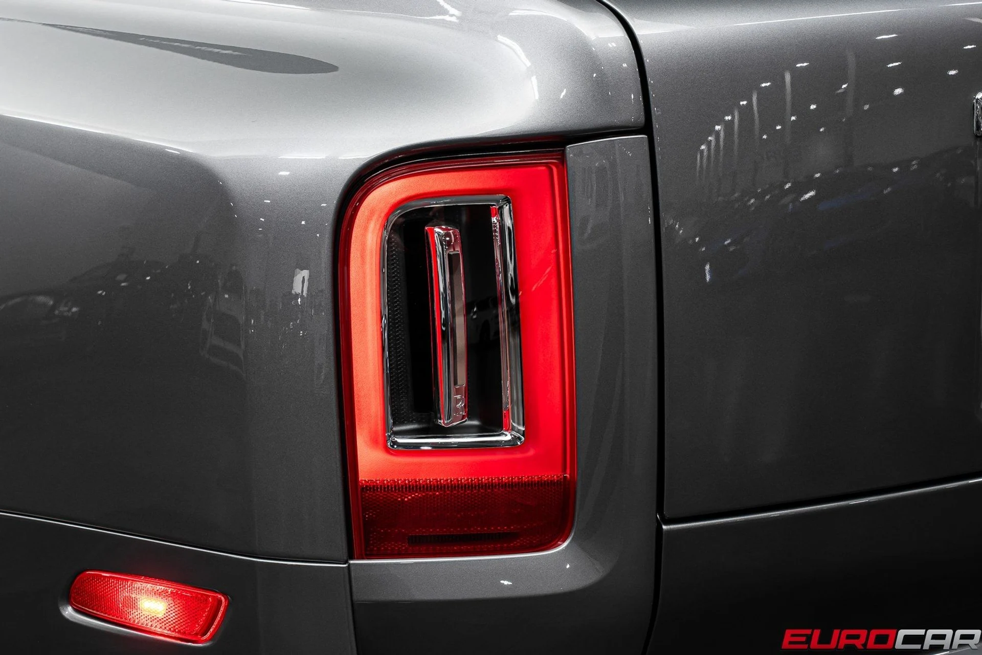 mph018_4082687948_image_19_70c5a57981