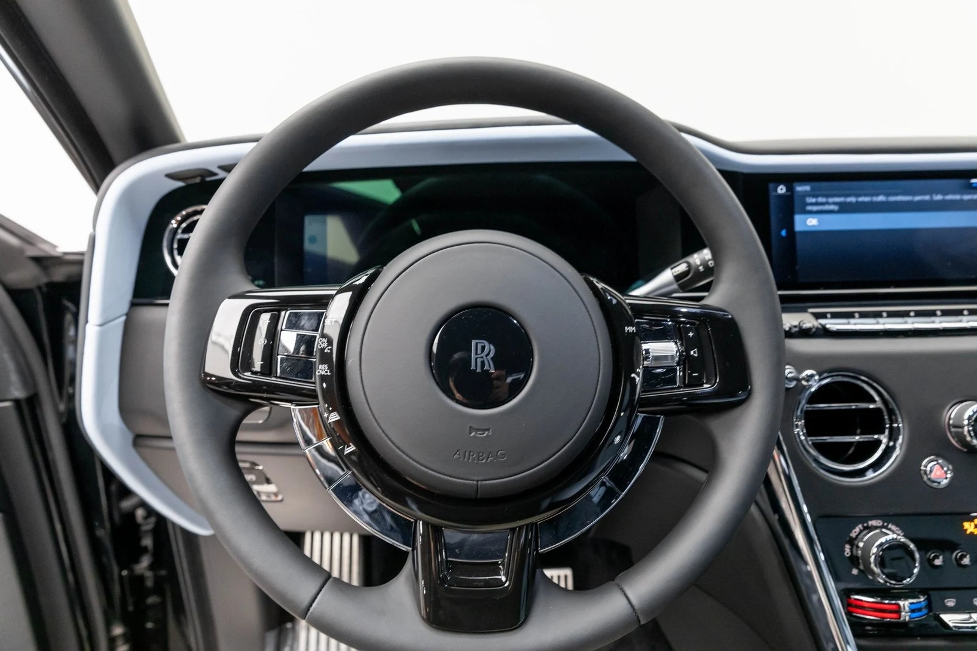 mph018_4088670529_19_c52800093e