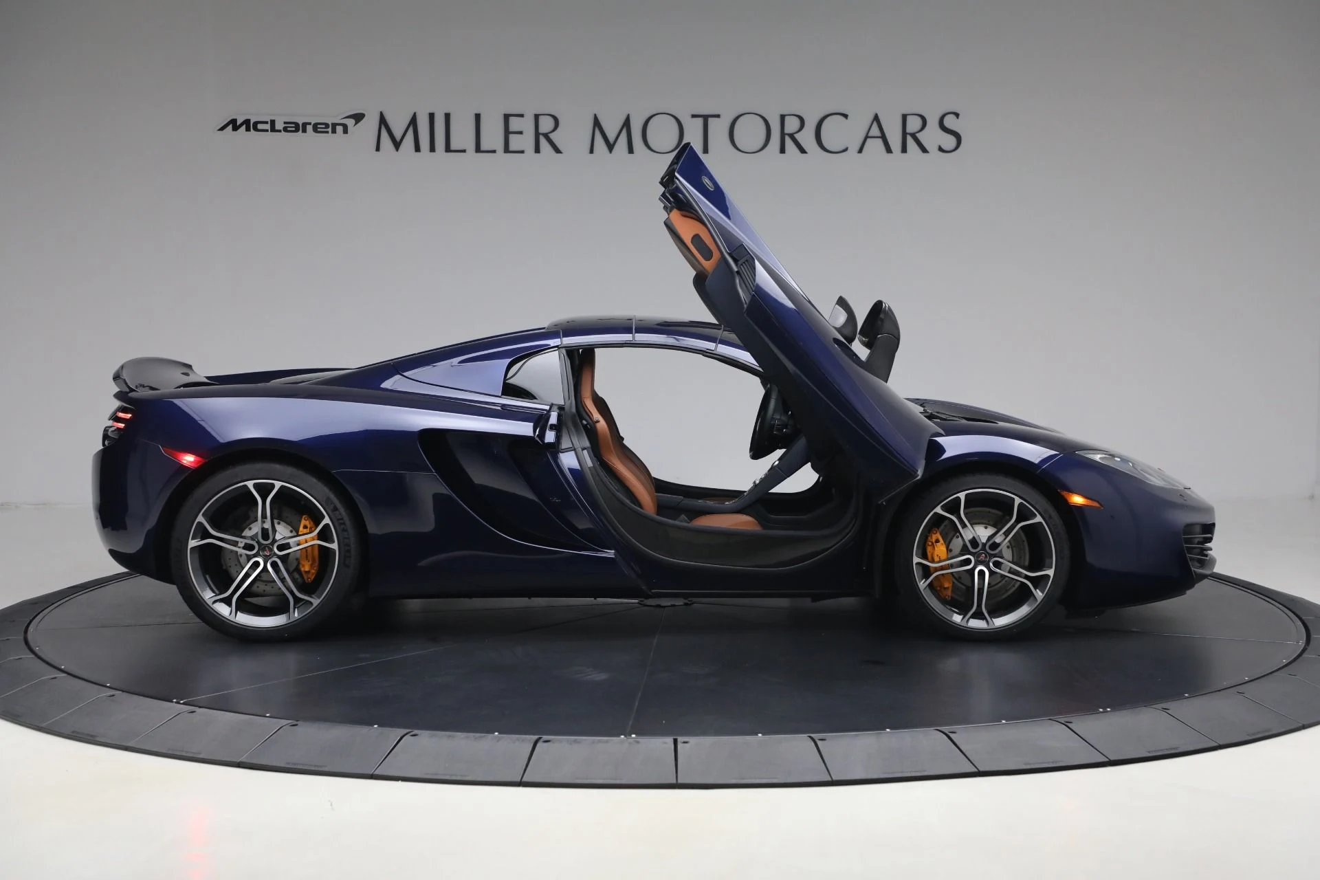 mph018_4089670766_Used_2013_Mc_Laren_MP_4_12_C_Spider_c0eeed58cf