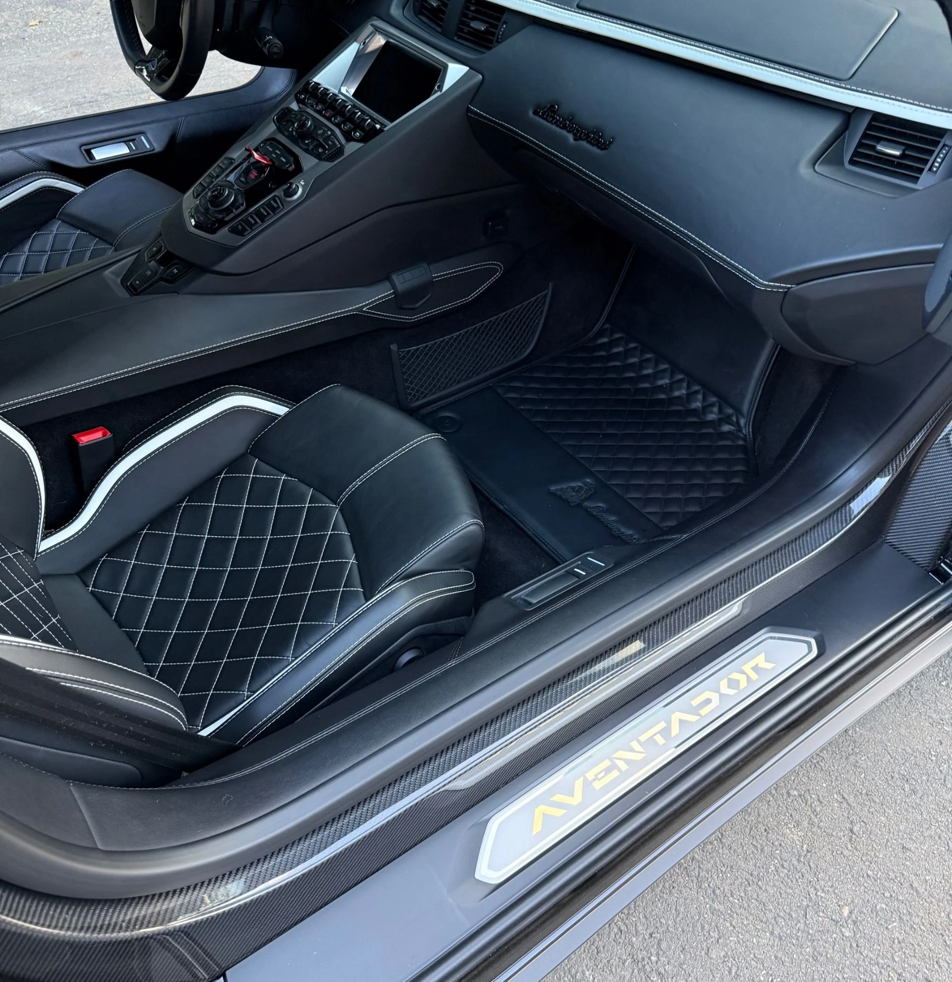 mph018_4092221793_Used_2017_Lamborghini_Aventador_LP_740_4_S_1772653139_fa1fbd710e