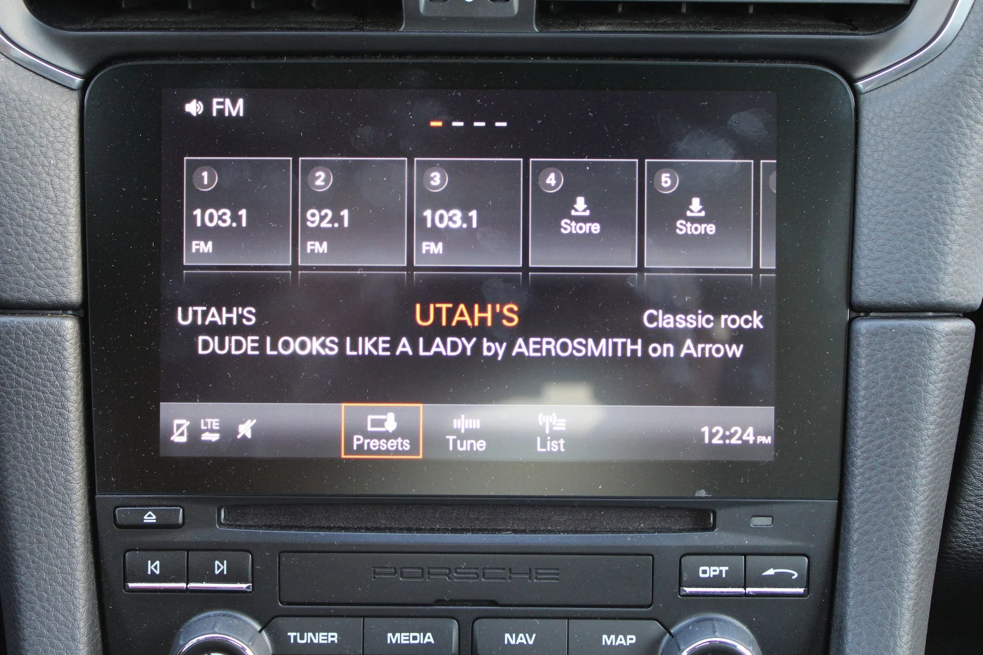 mph018_409242400_8651c5bd3b410730dea2d67ce37cc528_309e6a8f23