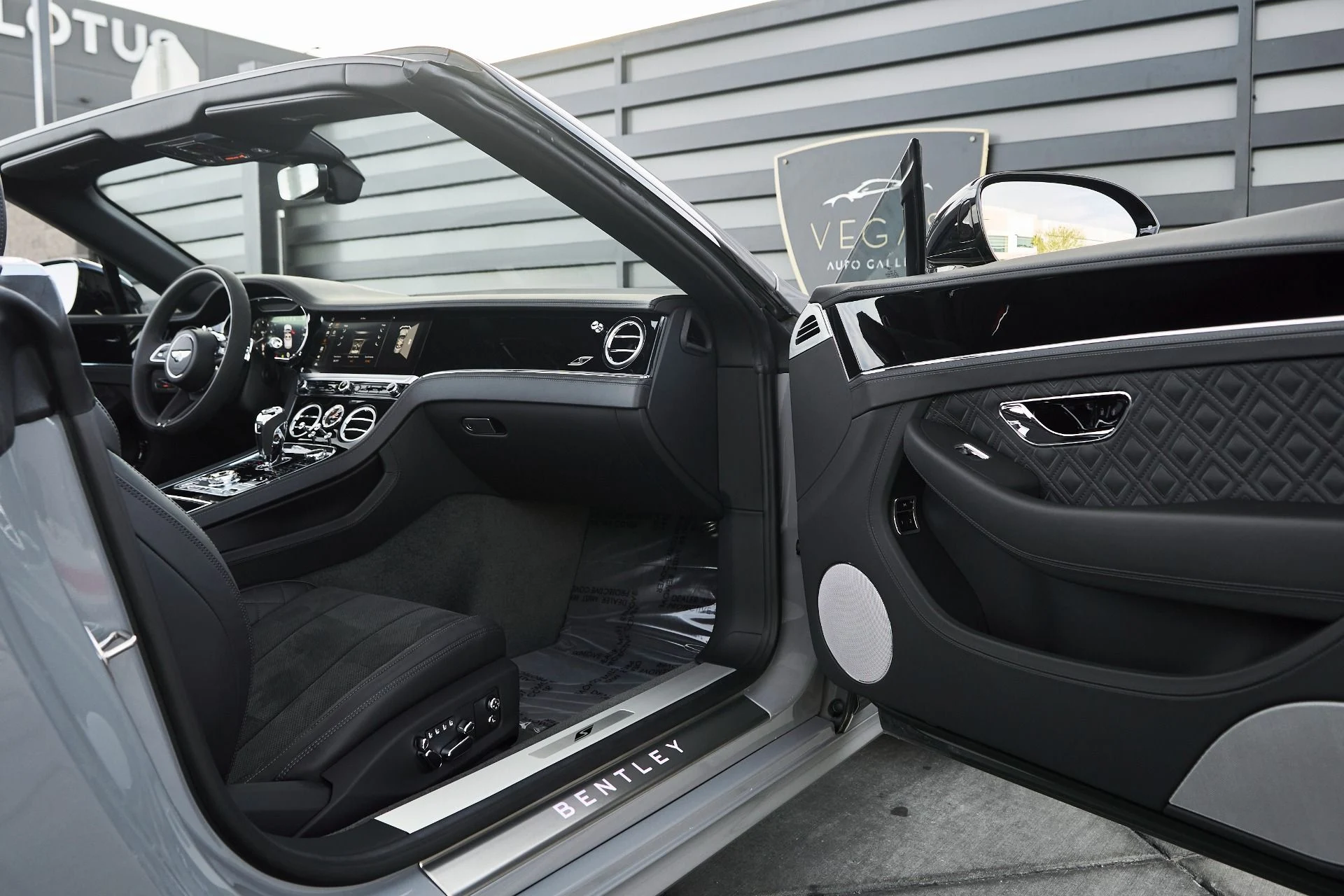 mph018_4095860622_Used_2024_Bentley_Continental_GT_V8_S_1764464372_b071338c69