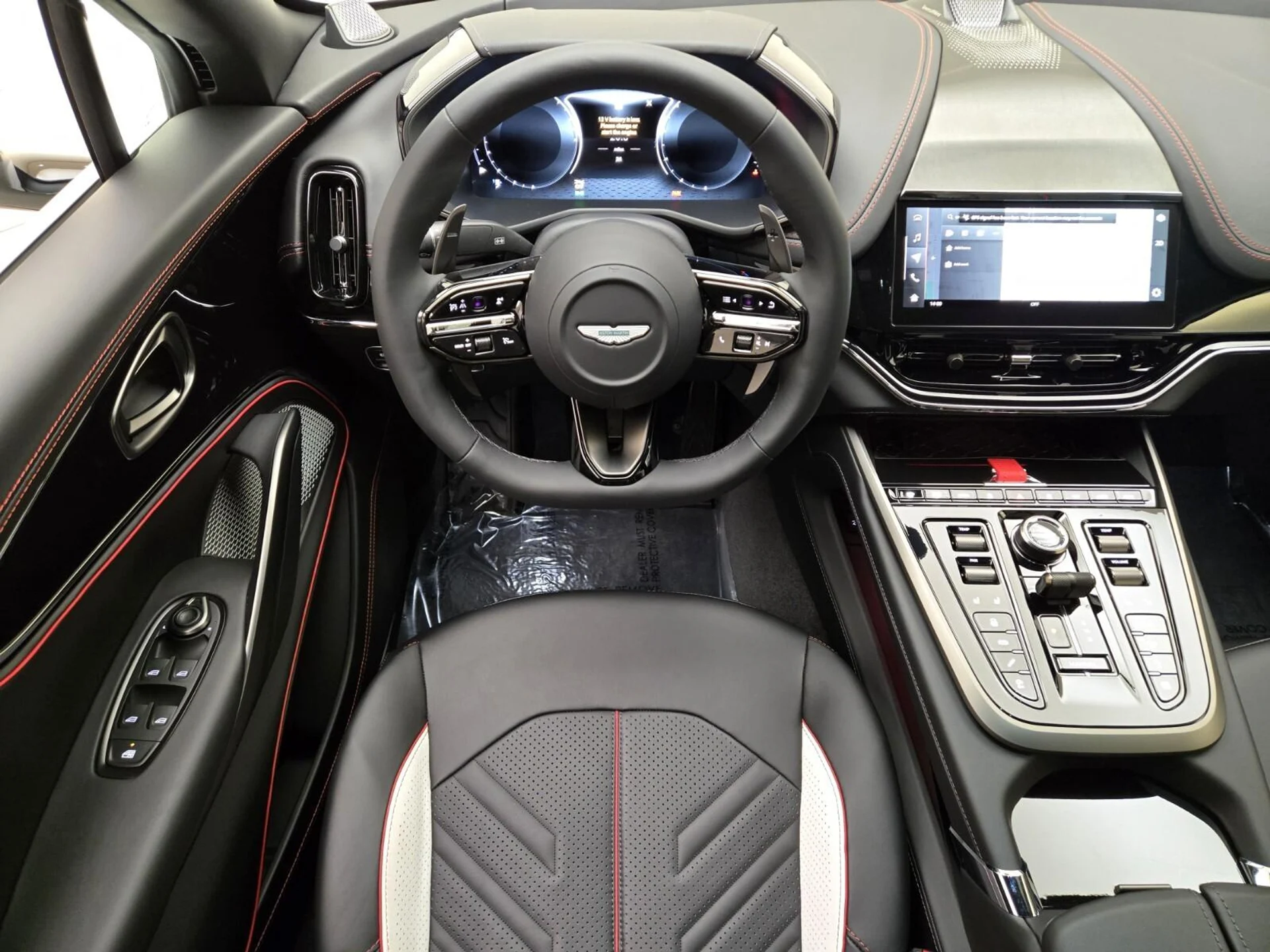 mph018_4098048030_New_2026_Aston_Martin_DBX_1767248313_08037c1649