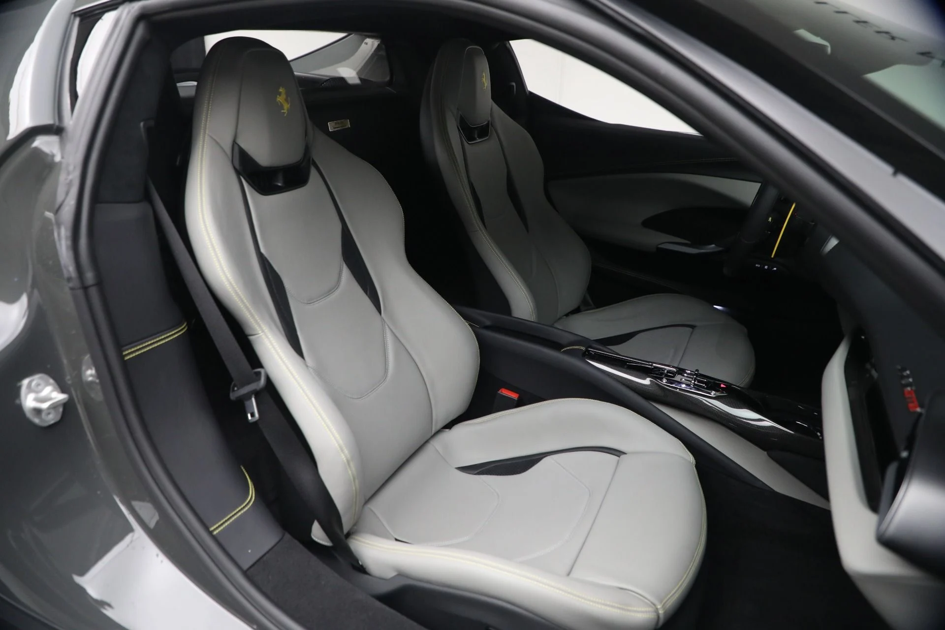 mph018_4103672694_Used_2025_Ferrari_296_GTB_1771356747_2b0b6157aa