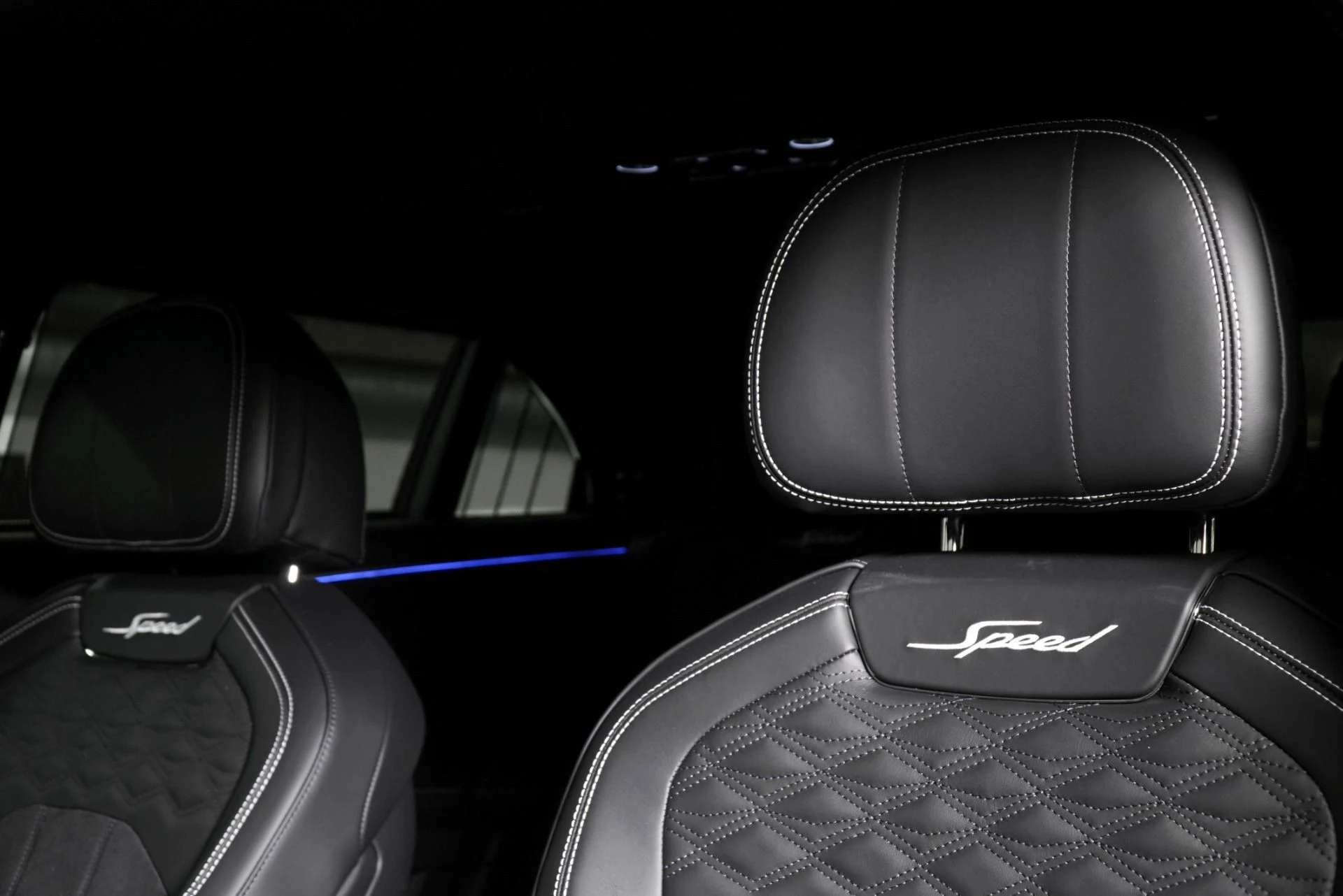 mph018_4111316172_New_2026_Bentley_Flying_Spur_Speed_1776445896_806dcf18c8