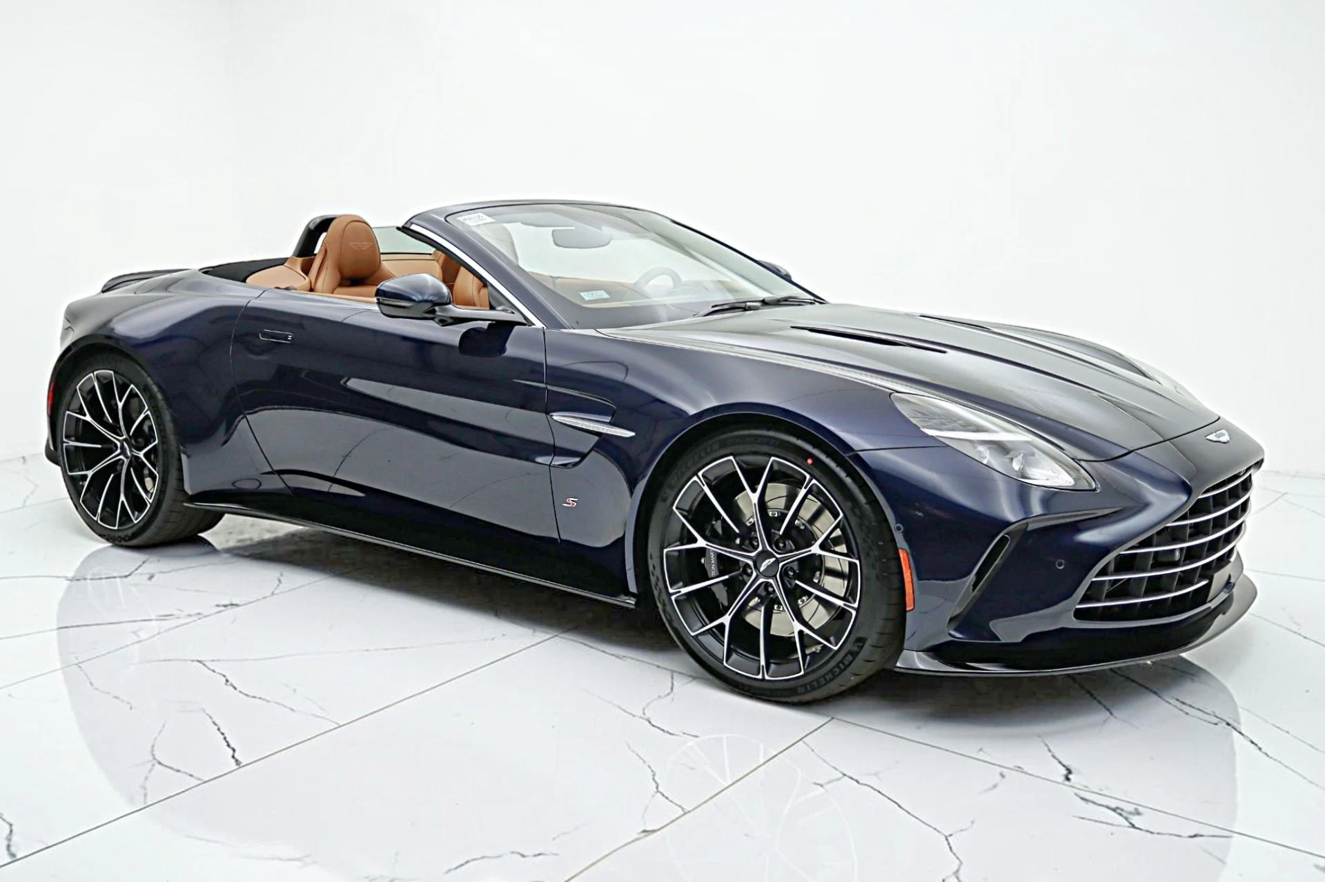mph018_4112295753_New_2026_Aston_Martin_Vantage_S_Roadster_d516f4b896