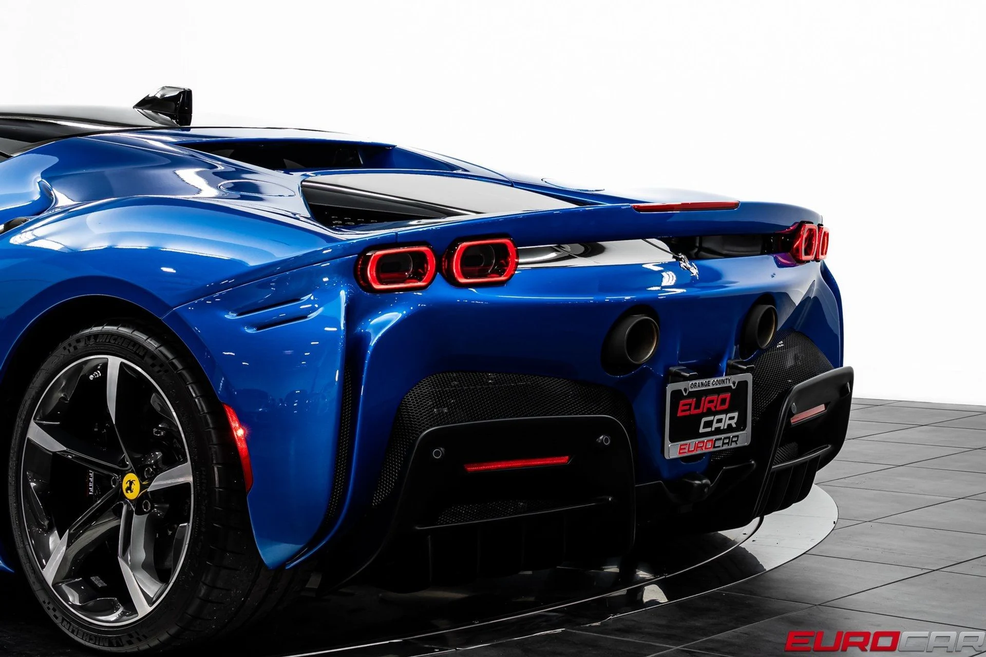 mph018_4112934908_image_19_72dce80f42