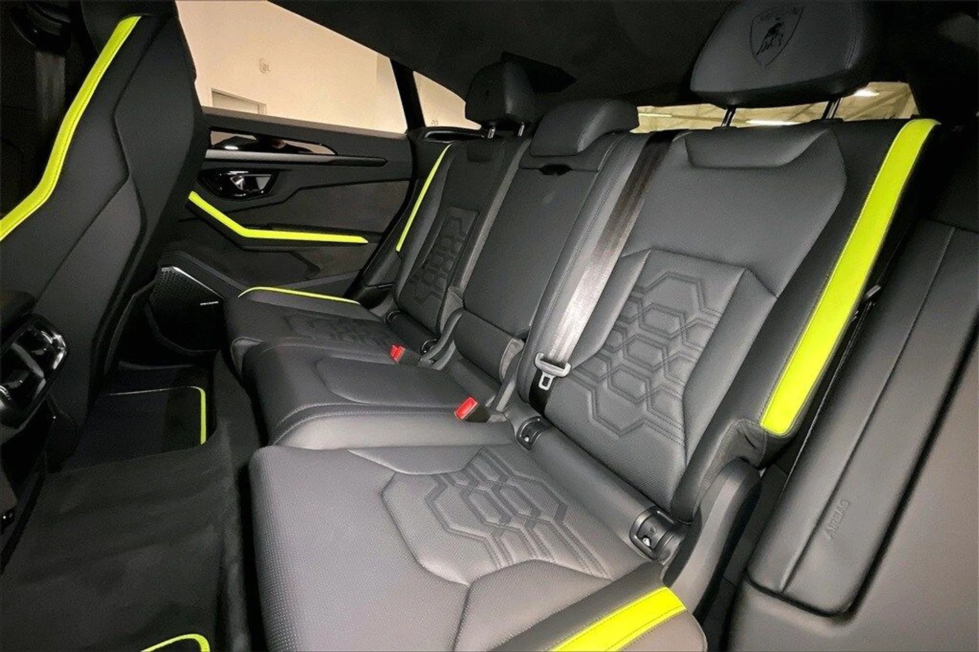 mph018_4117079130_4946e8750c64ea6cc452a43b3c778d80x_7d62e10f6c