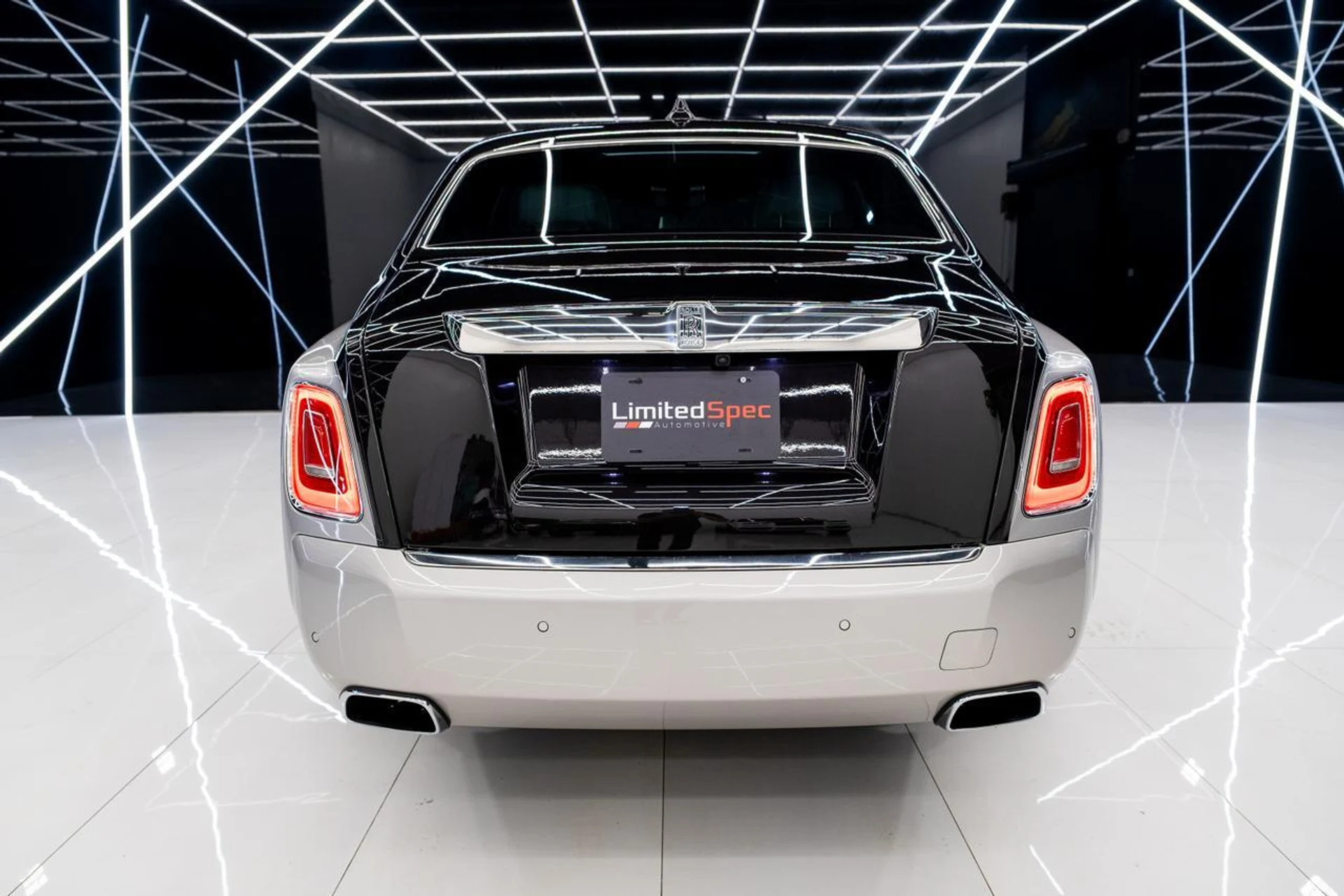 mph018_4122504070_707f482ec6a840ded93fe5d3d628f69e_57176962eb