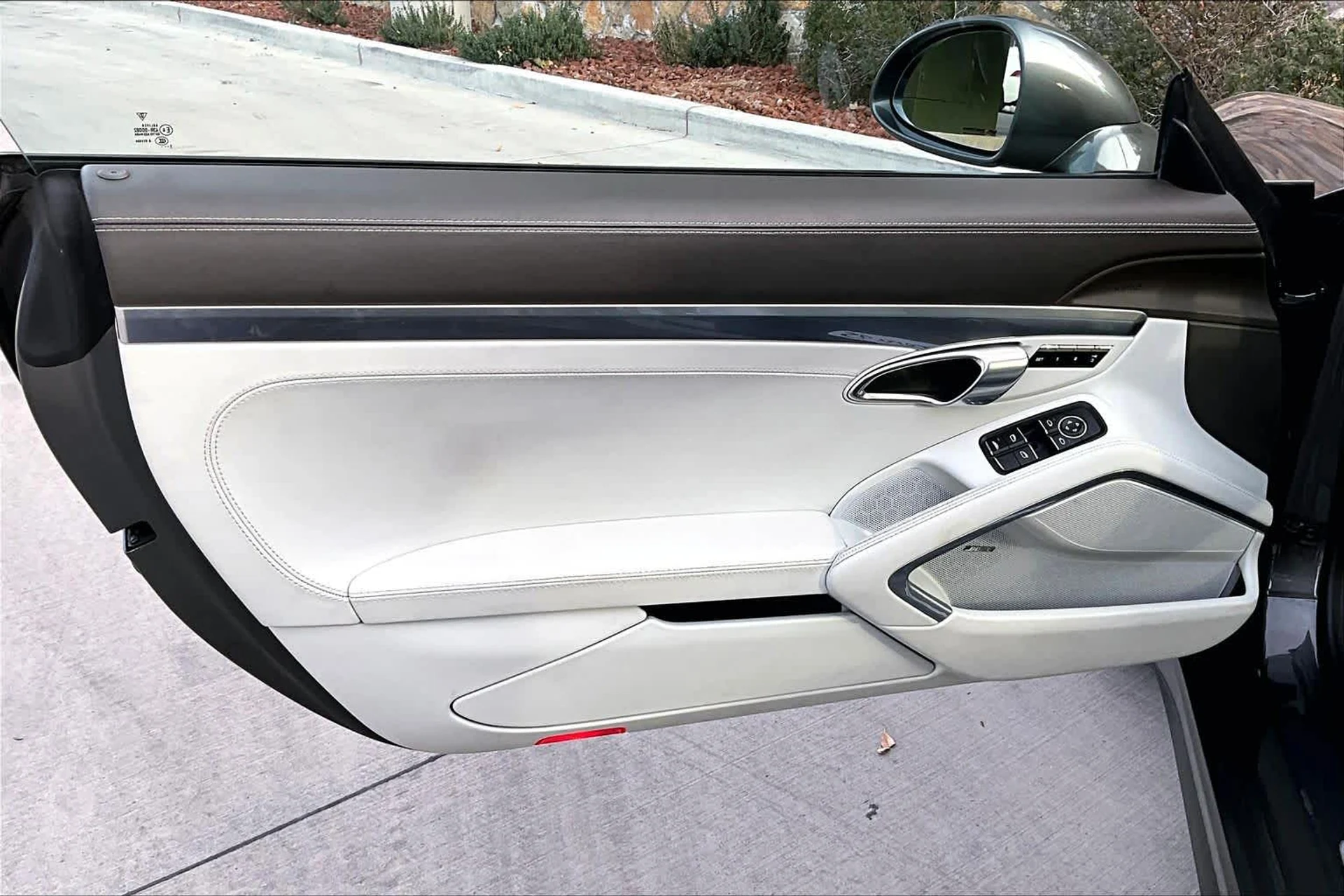 mph018_4130016090_55c45f9118685a795fd3cf7375c7d4ac_8113f48e70