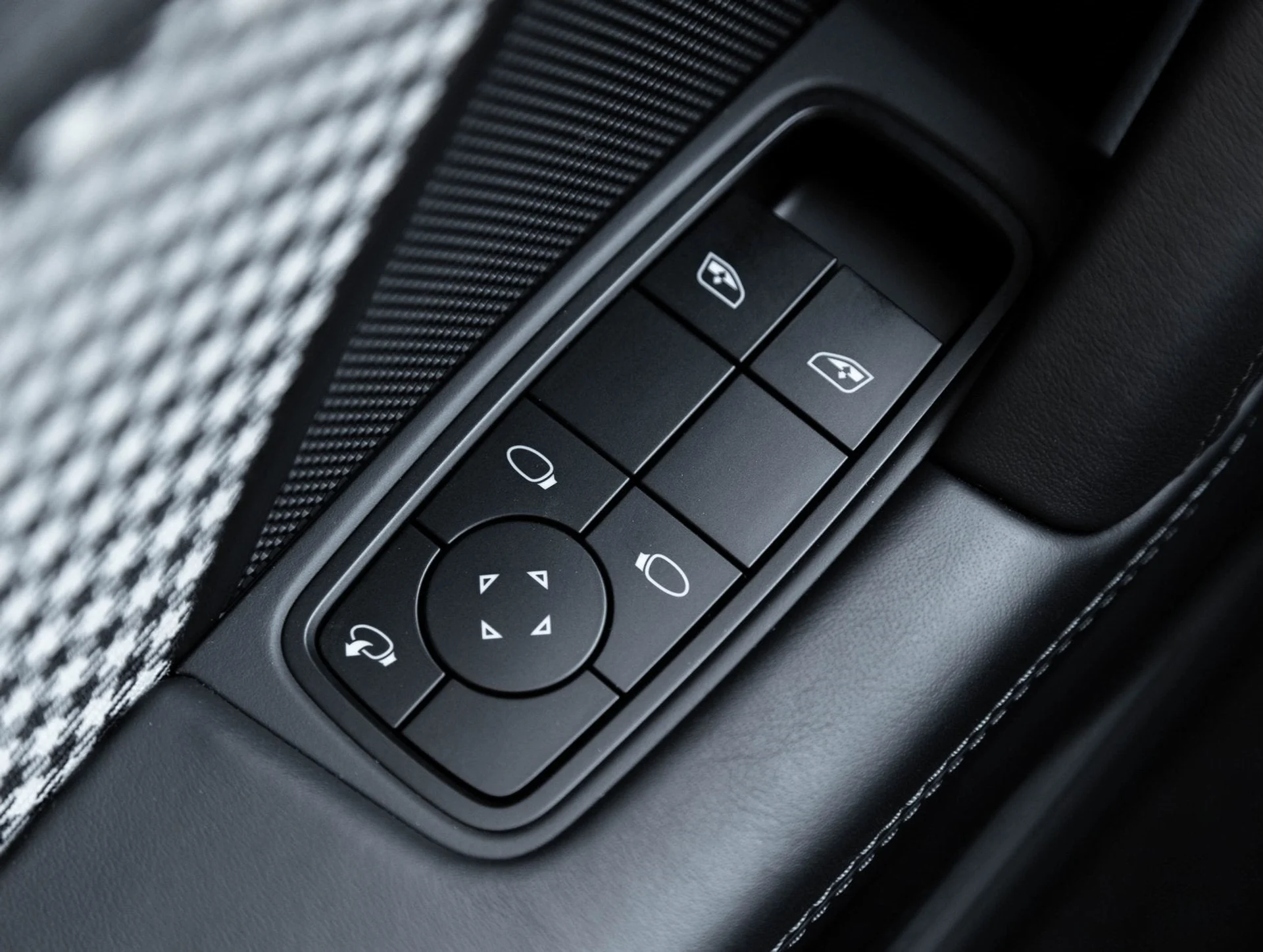 mph018_4134660567_19_f233279d88