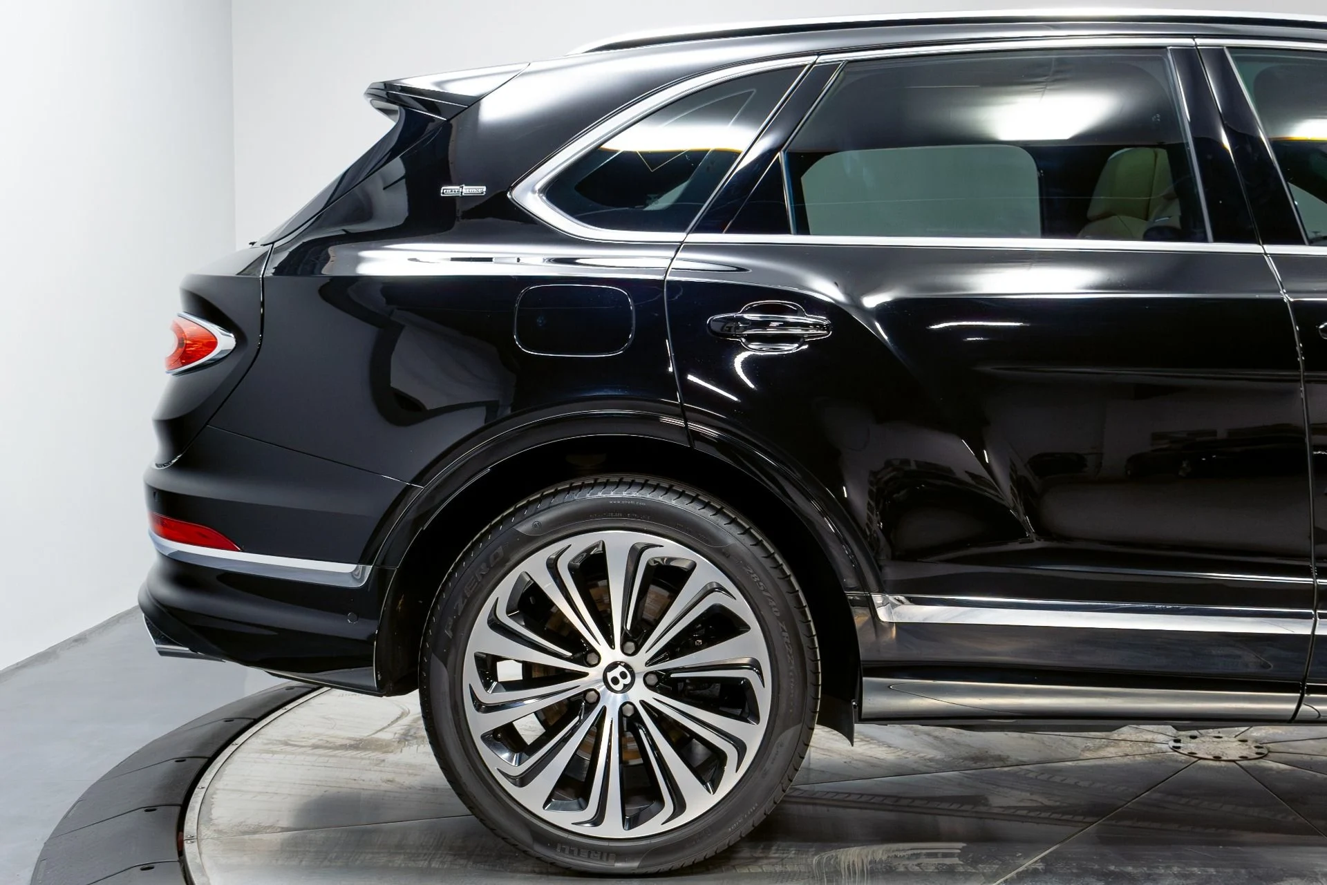 mph018_4136152190_Used_2021_Bentley_Bentayga_V8_First_Edition_1776782316_b915dd6ba8