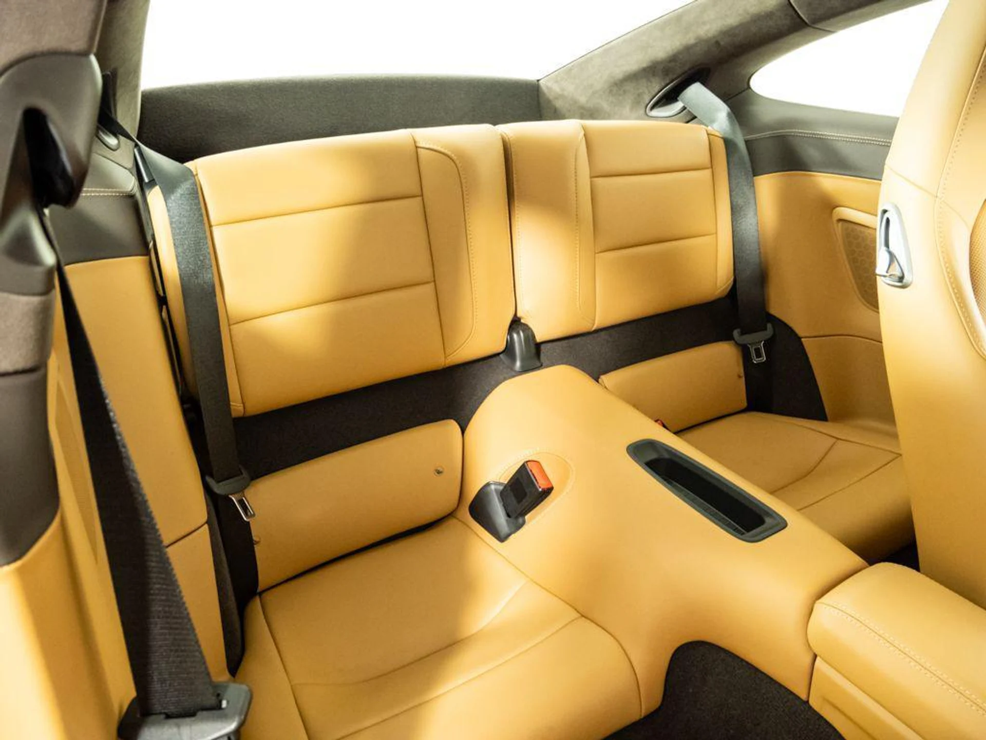 mph018_4140819000_RH_1w3_Doyv1_OQH_4_Ln_Zp_SC_8_BH_Rm_FQ_a8ce82434e