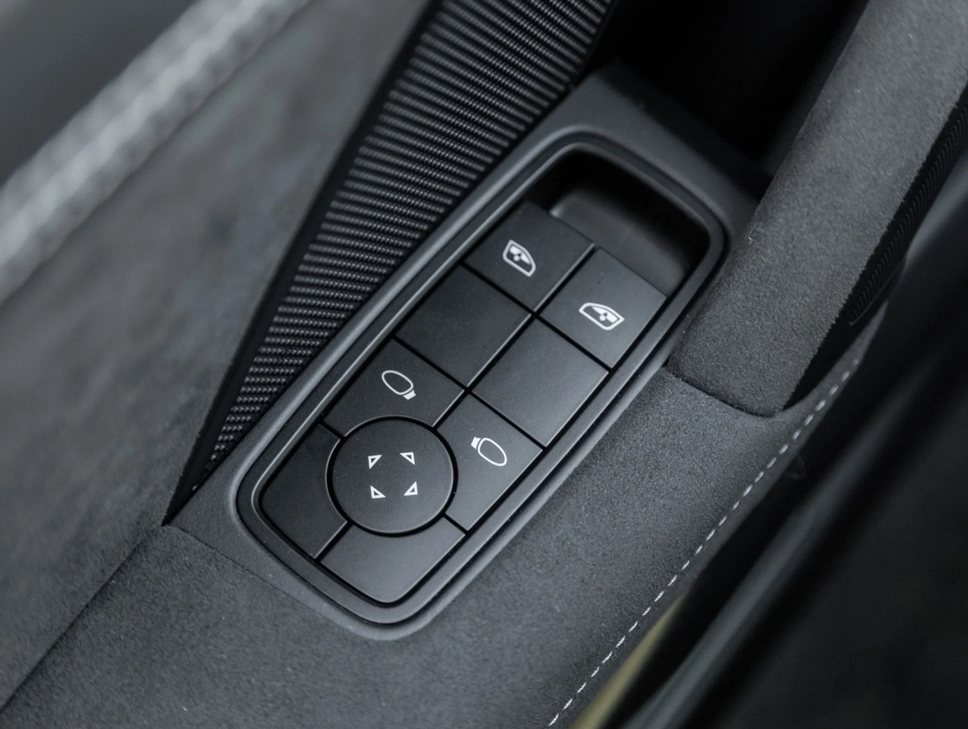 mph018_4141363395_19_5f1ca8586d