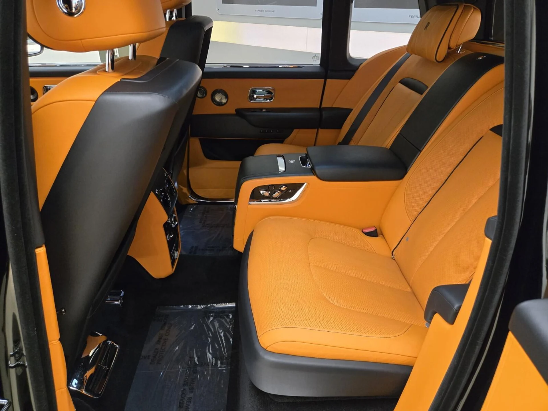 mph018_4143987400_Used_2022_Rolls_Royce_Cullinan_1761806129_95c835f3c4