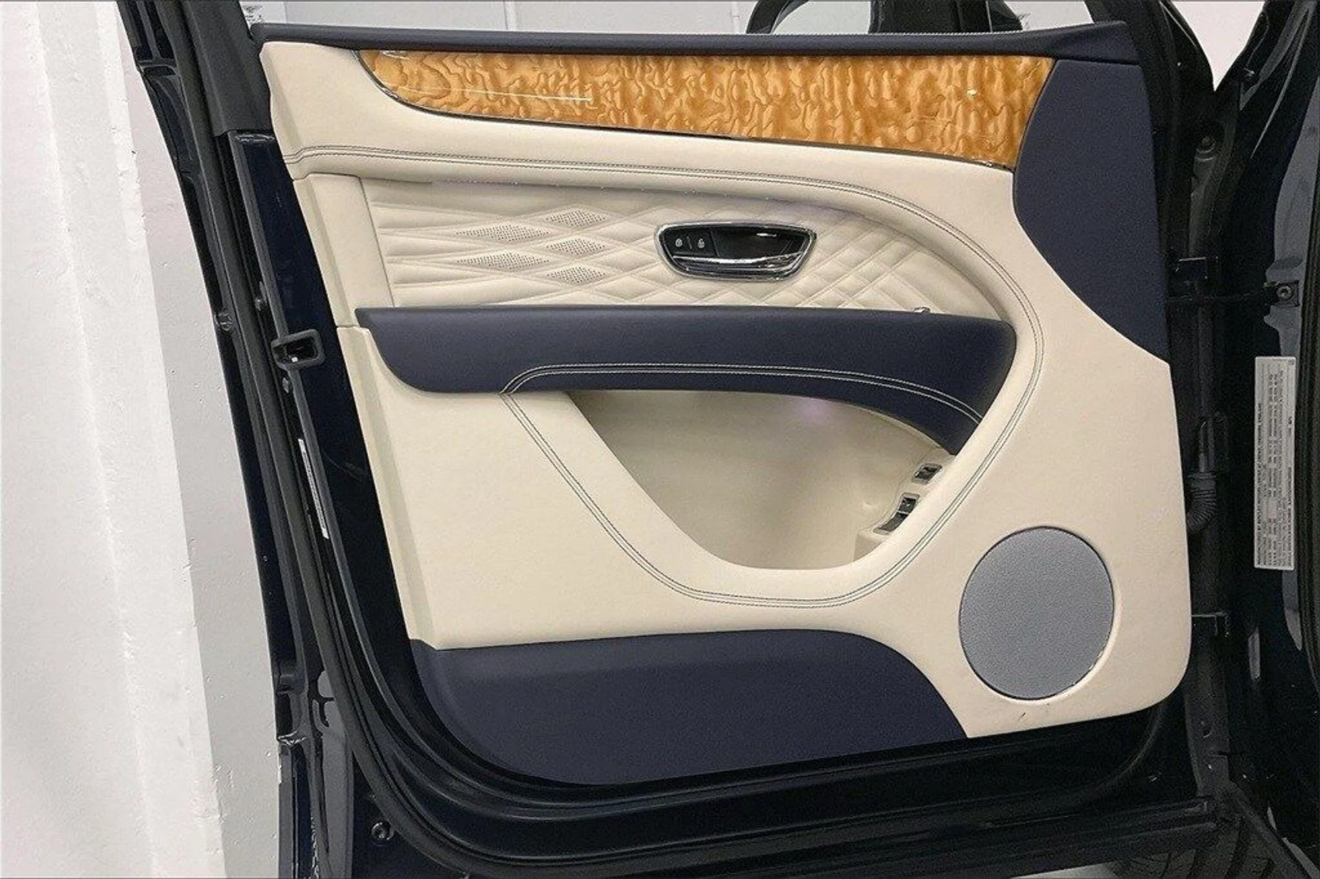 mph018_4159662208_54747cbddf4f32ed37358ec363538ab9x_7c2f14c645