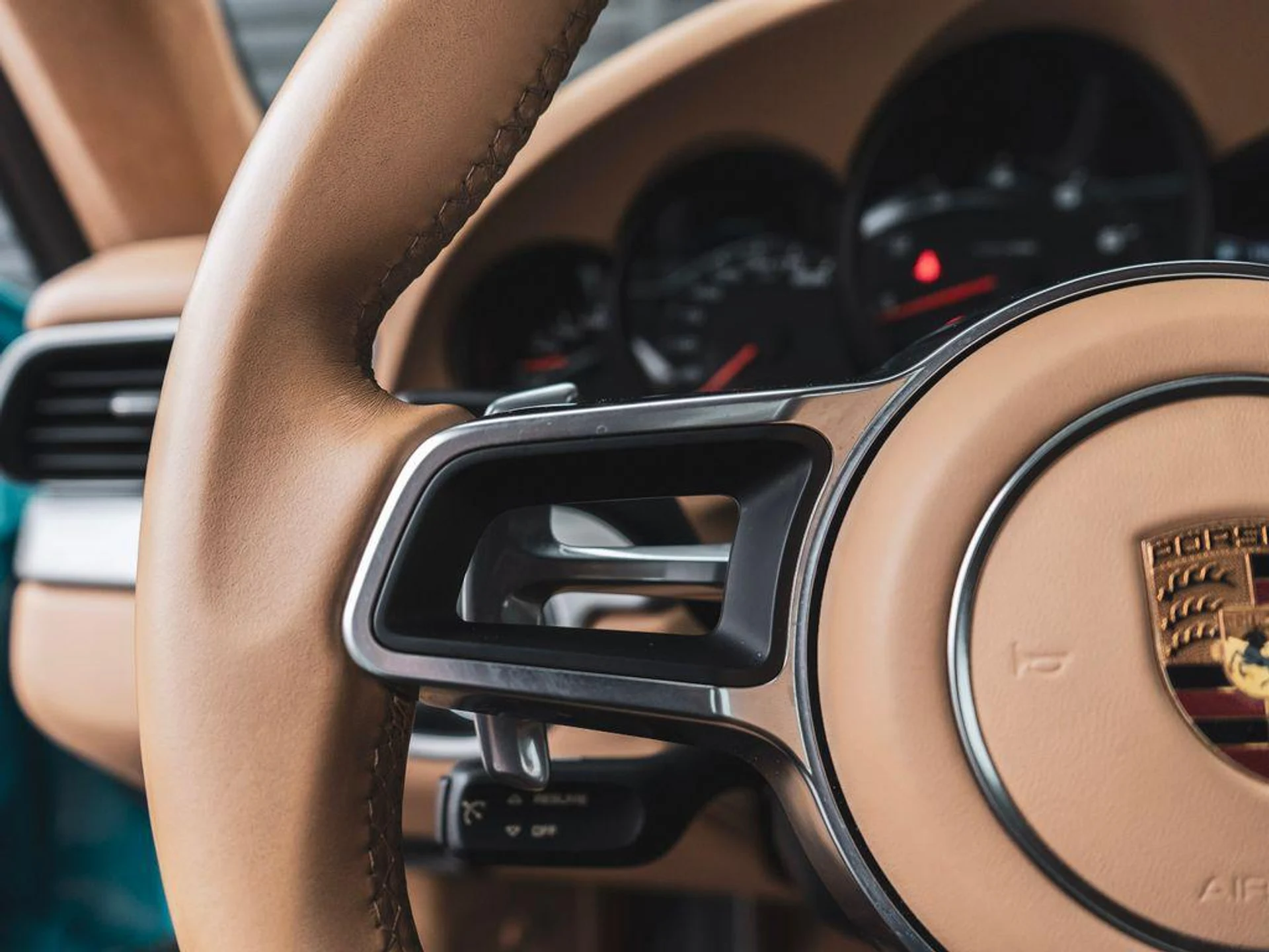 mph018_416374817_8ti7_IA_Dov4_AJQ_Ld_B_Rz44_FSH_Fmnw_bf5241ffca