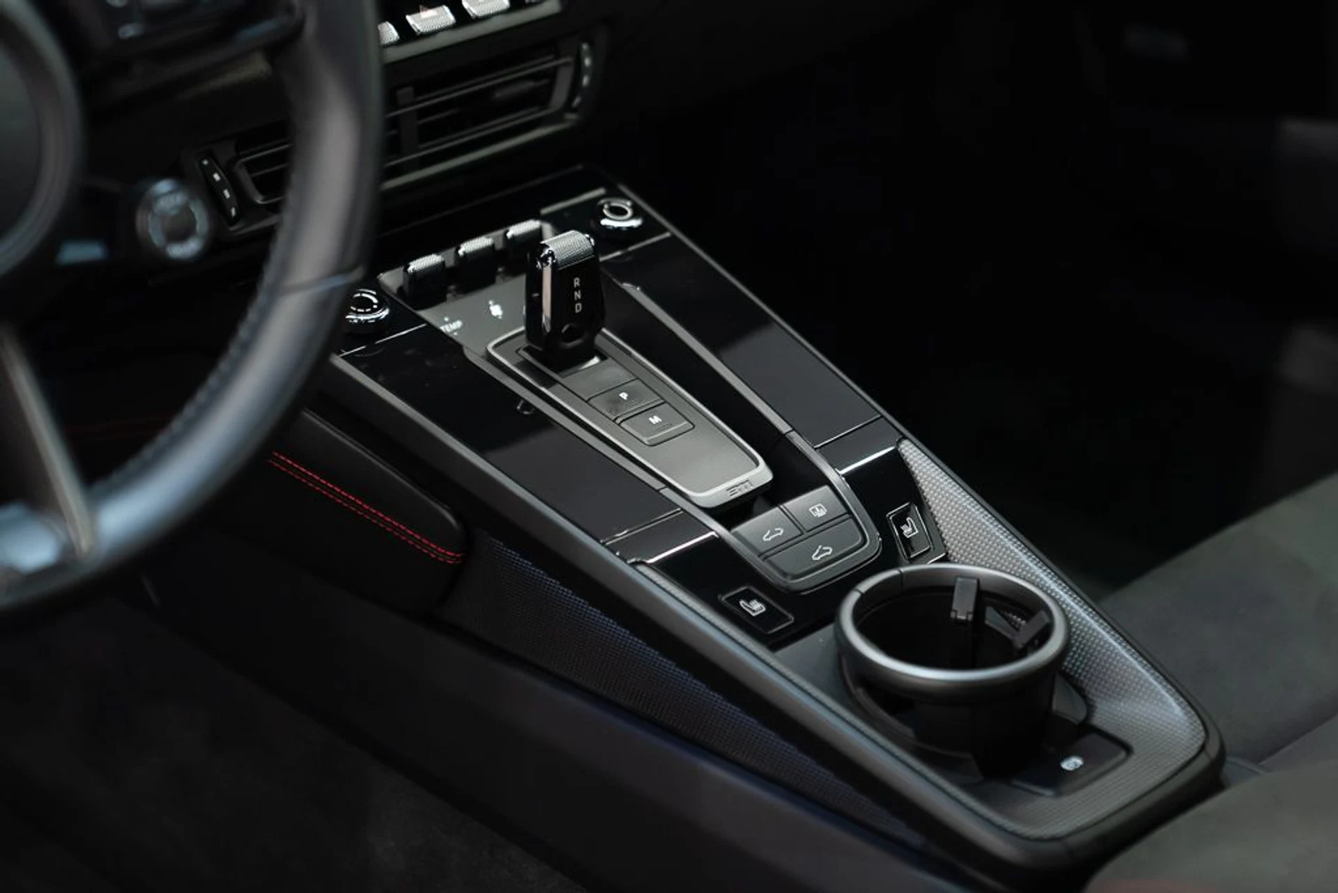 mph018_4167988750_porsche_911_2022_84f2fd5c17