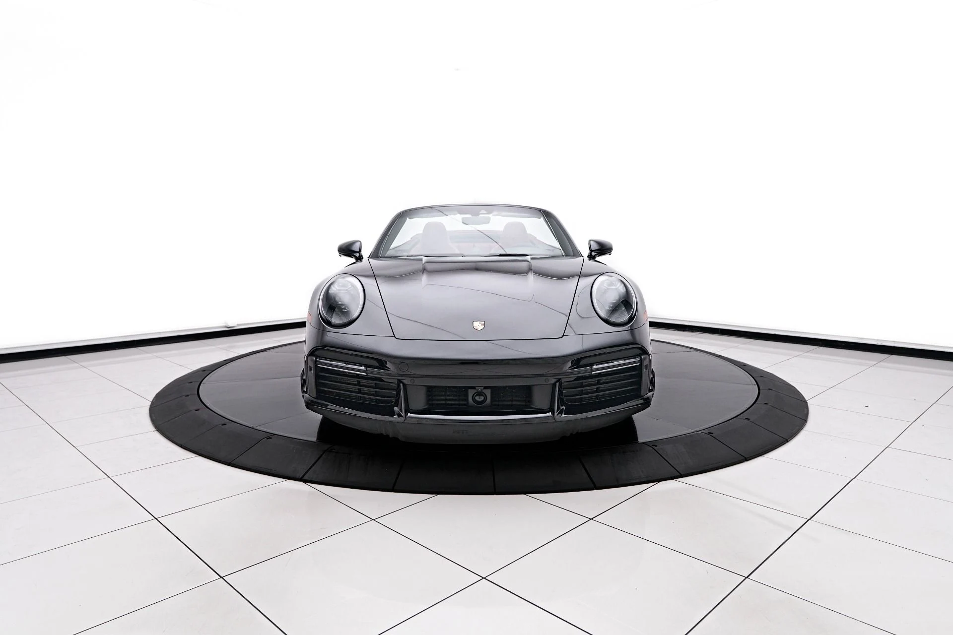 mph018_4169703780_Used_2024_Porsche_911_Turbo_S_1758674559_f95d8b9b8c