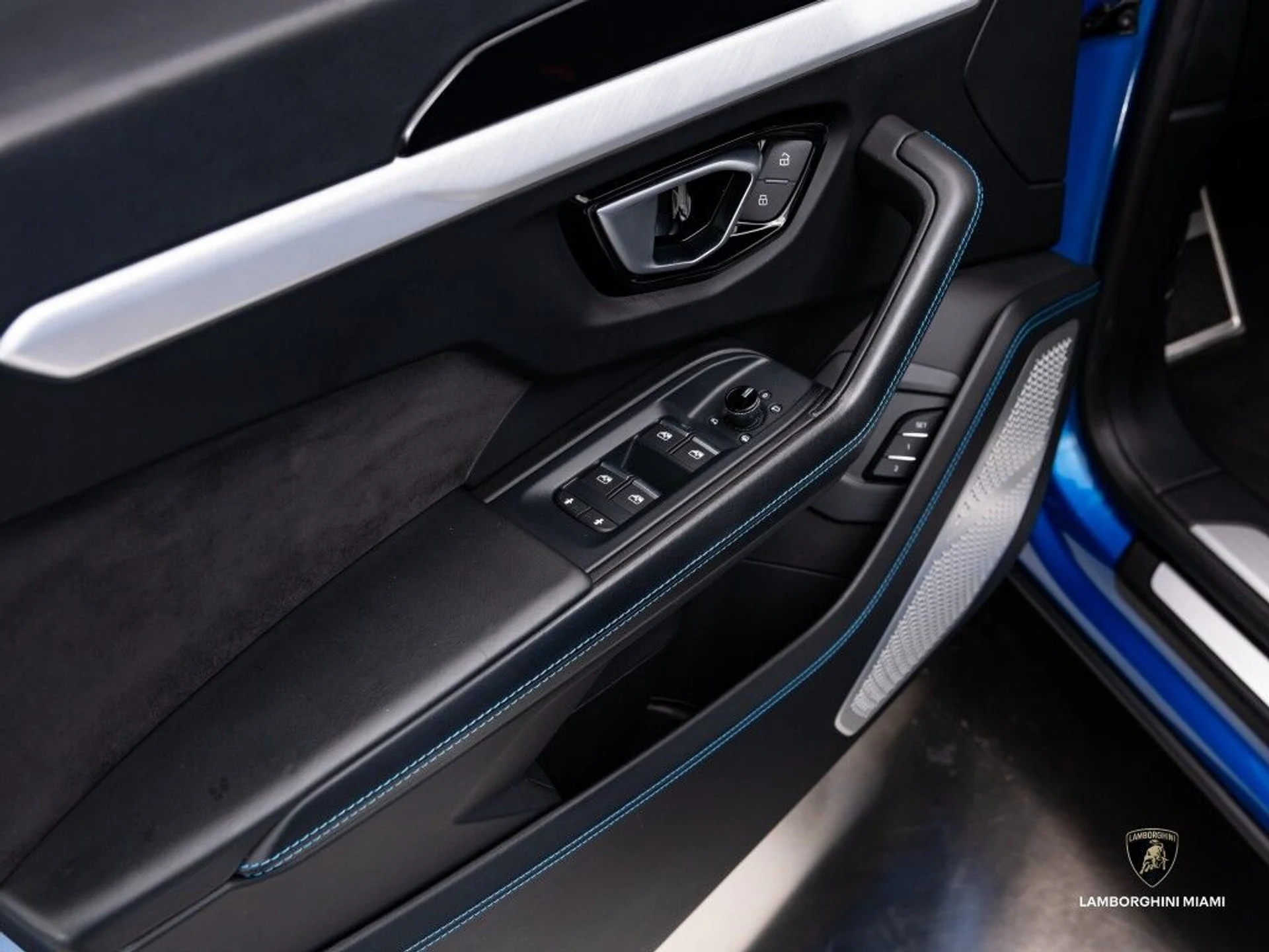 mph018_4180659168_e9a0fb64b56c45e5392464e1805ffa4b_685097d229