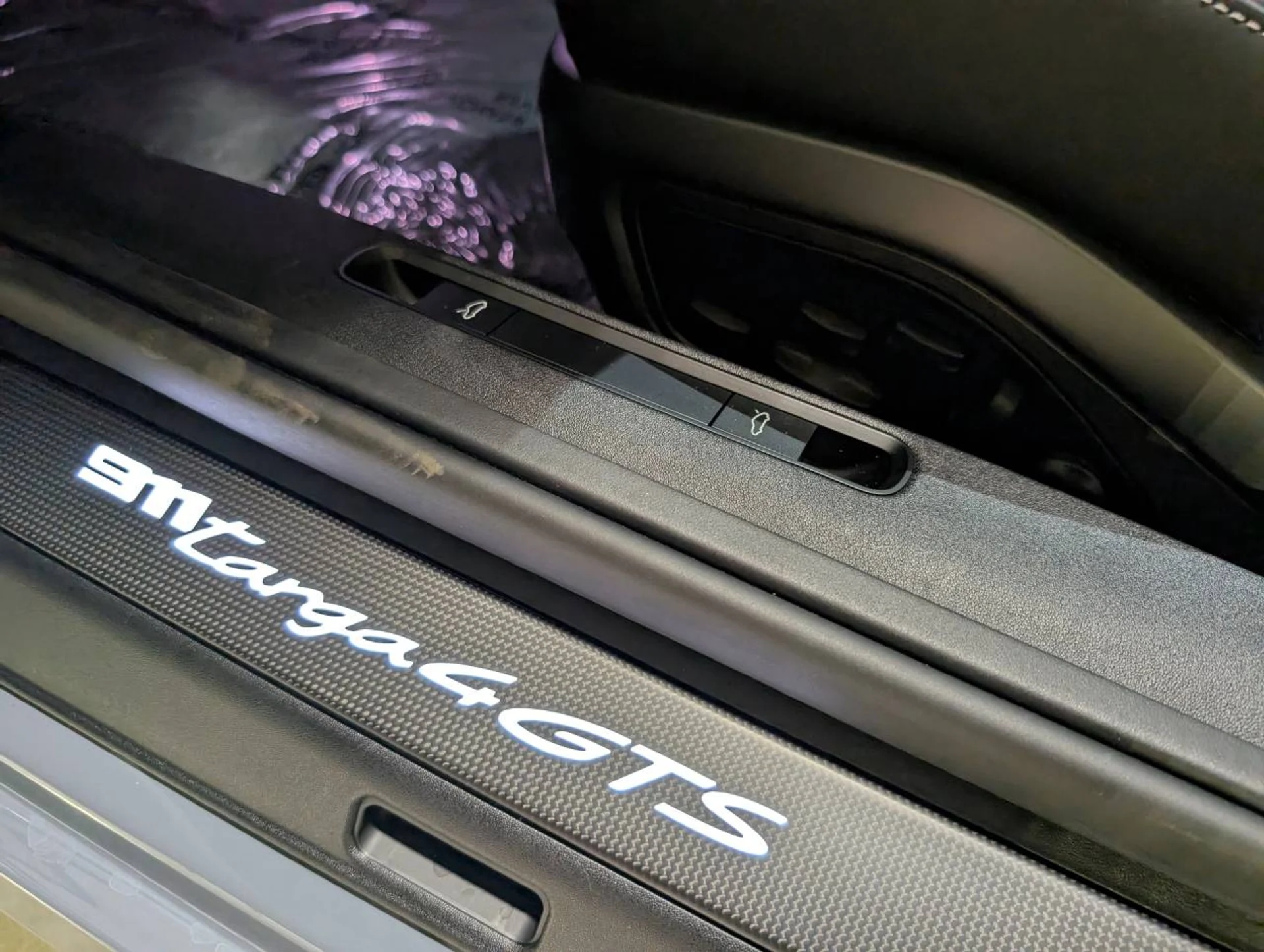 mph018_4189592814_bb3b258ad78c5335d99769ad9bbe09d8x_4fb3668e30