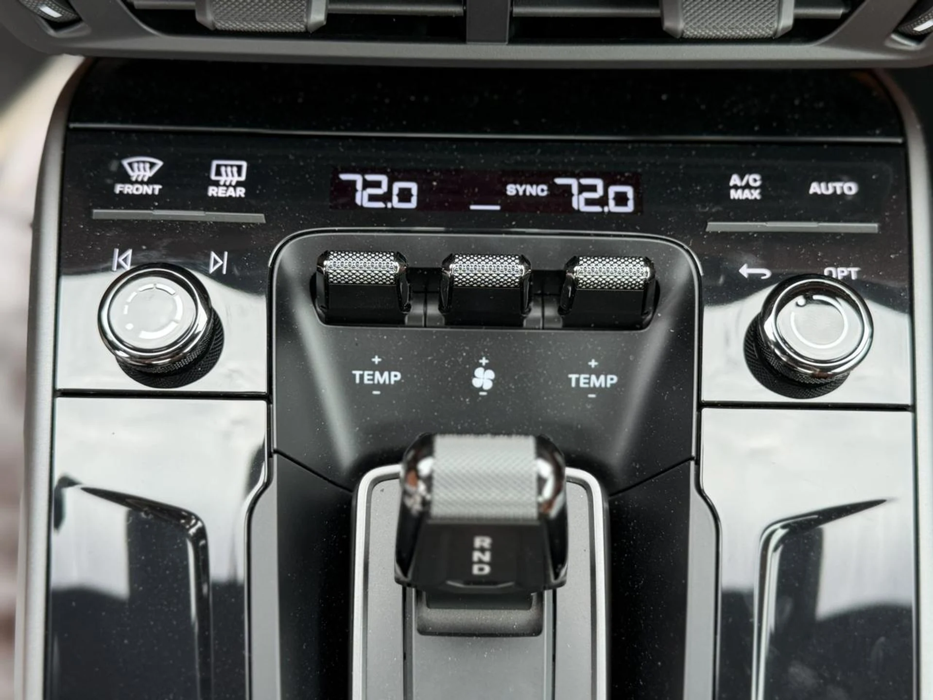 mph018_4196885724_b919799bbf46187a25e1cb589ee7b391_8e989abe38