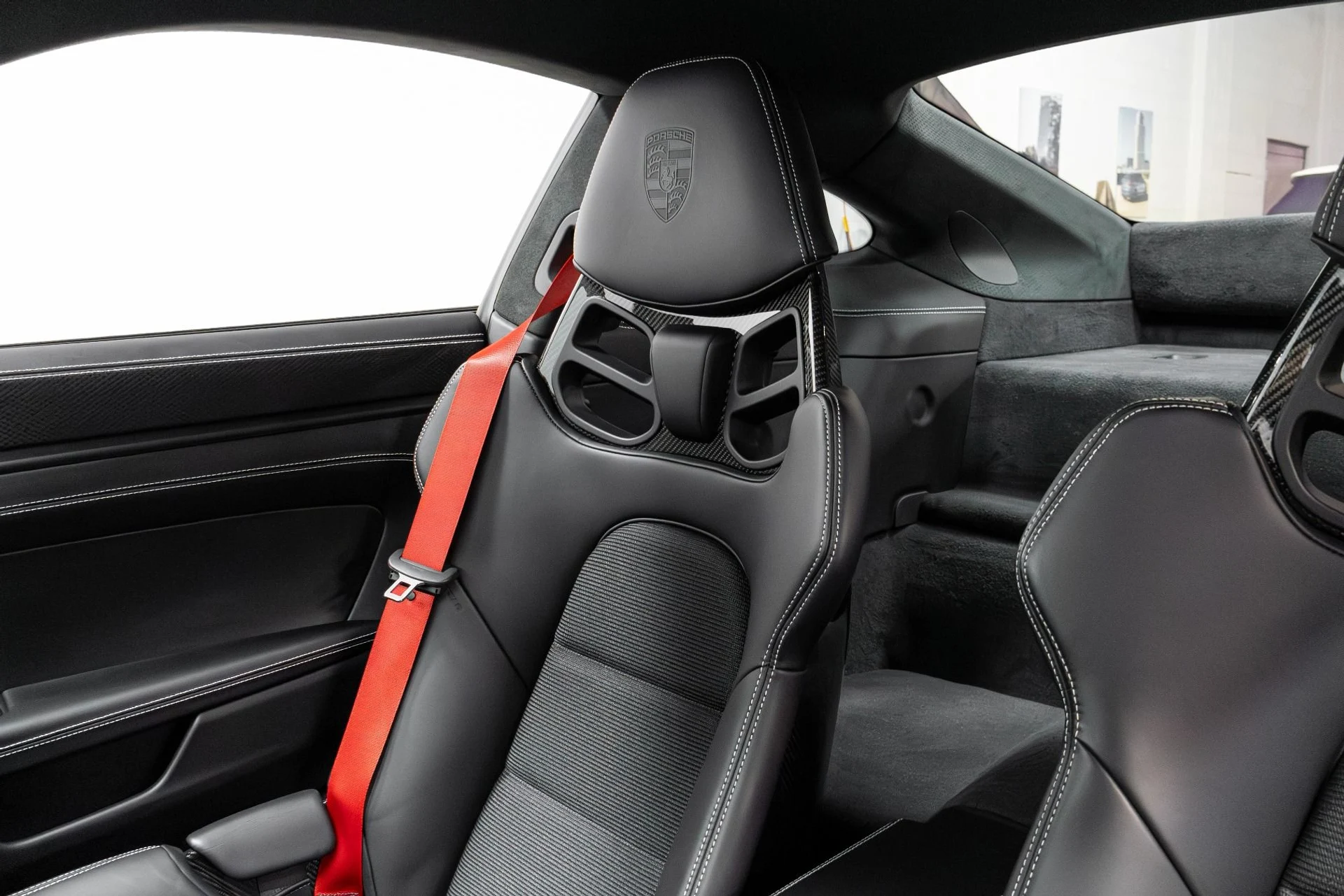 mph018_4199645458_Used_2024_Porsche_911_GT_3_Touring_1770958788_4b31c255b7