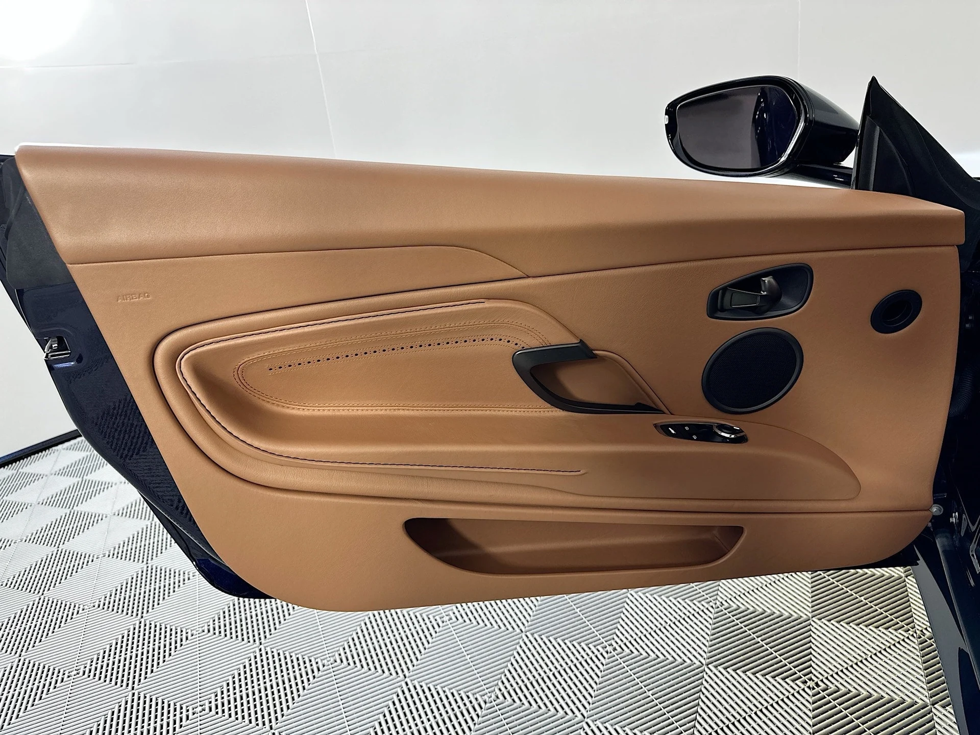 mph018_4202875589_19_1d1fb835e6