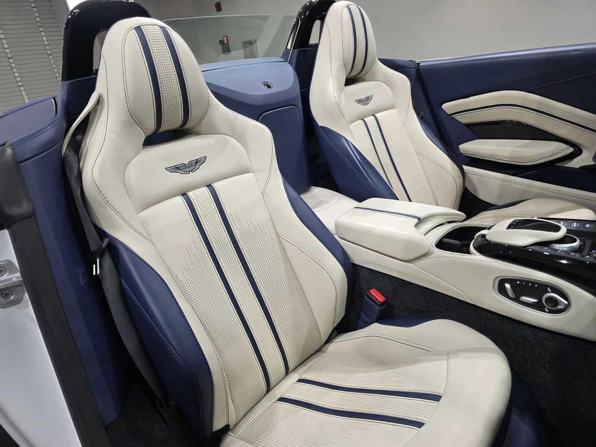 mph018_420353265_7e92abc2f0b91d4948f2ad90f6dd2eee_b40c7b7967