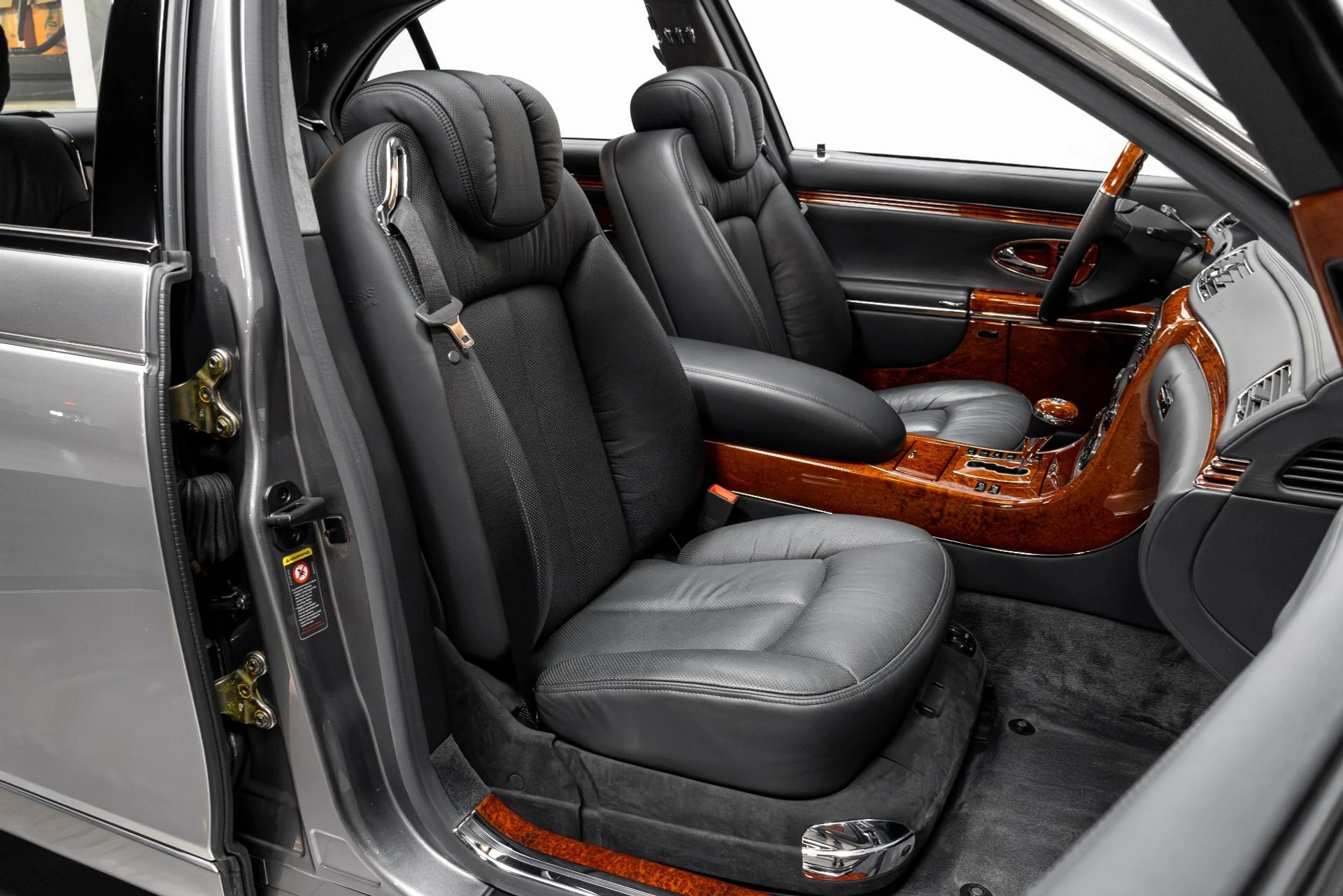 mph018_4205290525_Used_2004_Maybach_57_1769486757_9c446c1bb7