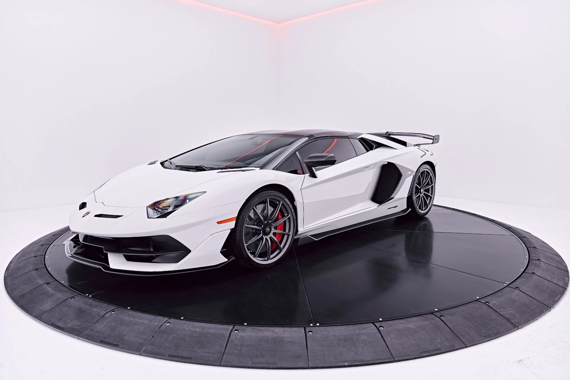 mph018_4206608181_Used_2021_Lamborghini_Aventador_SVJ_Base_1784080172_25ca5ea6f2