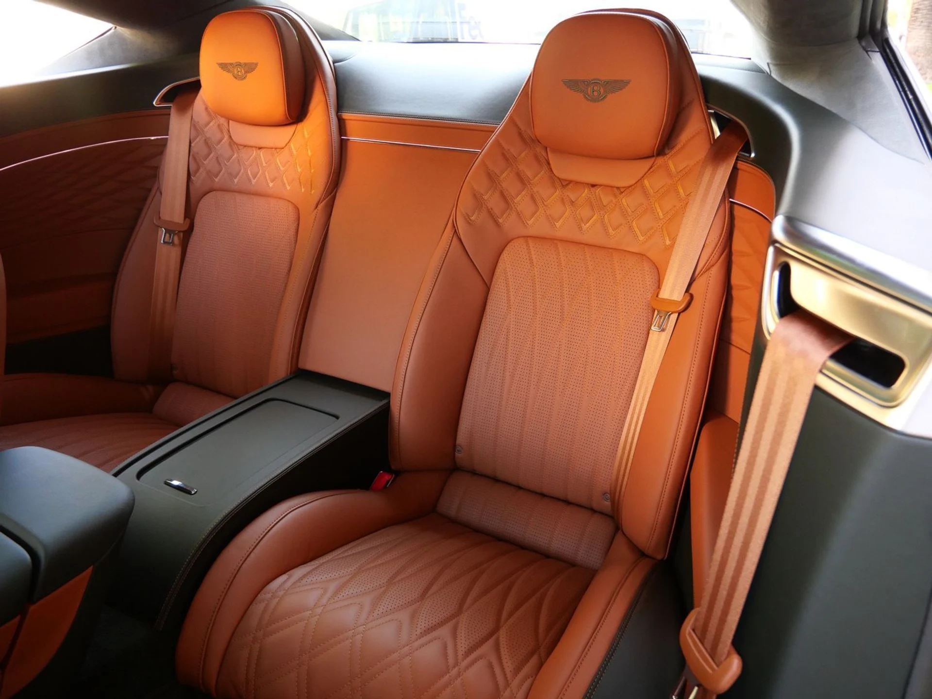 mph018_420664420_3734ab143b422e9eb0a3ce898ca5dd07x_4f3d0df5a5