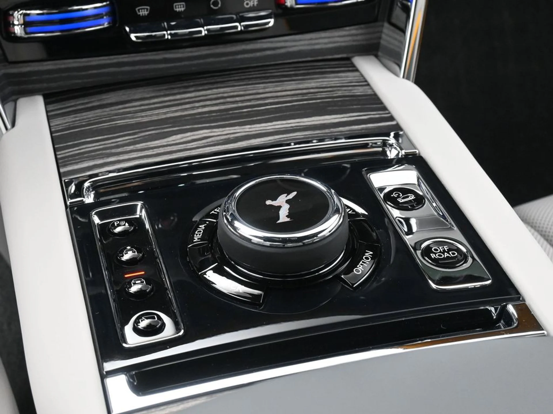 mph018_4208533998_87182745631e9eb261b249866060e99fx_1d3e345f6d