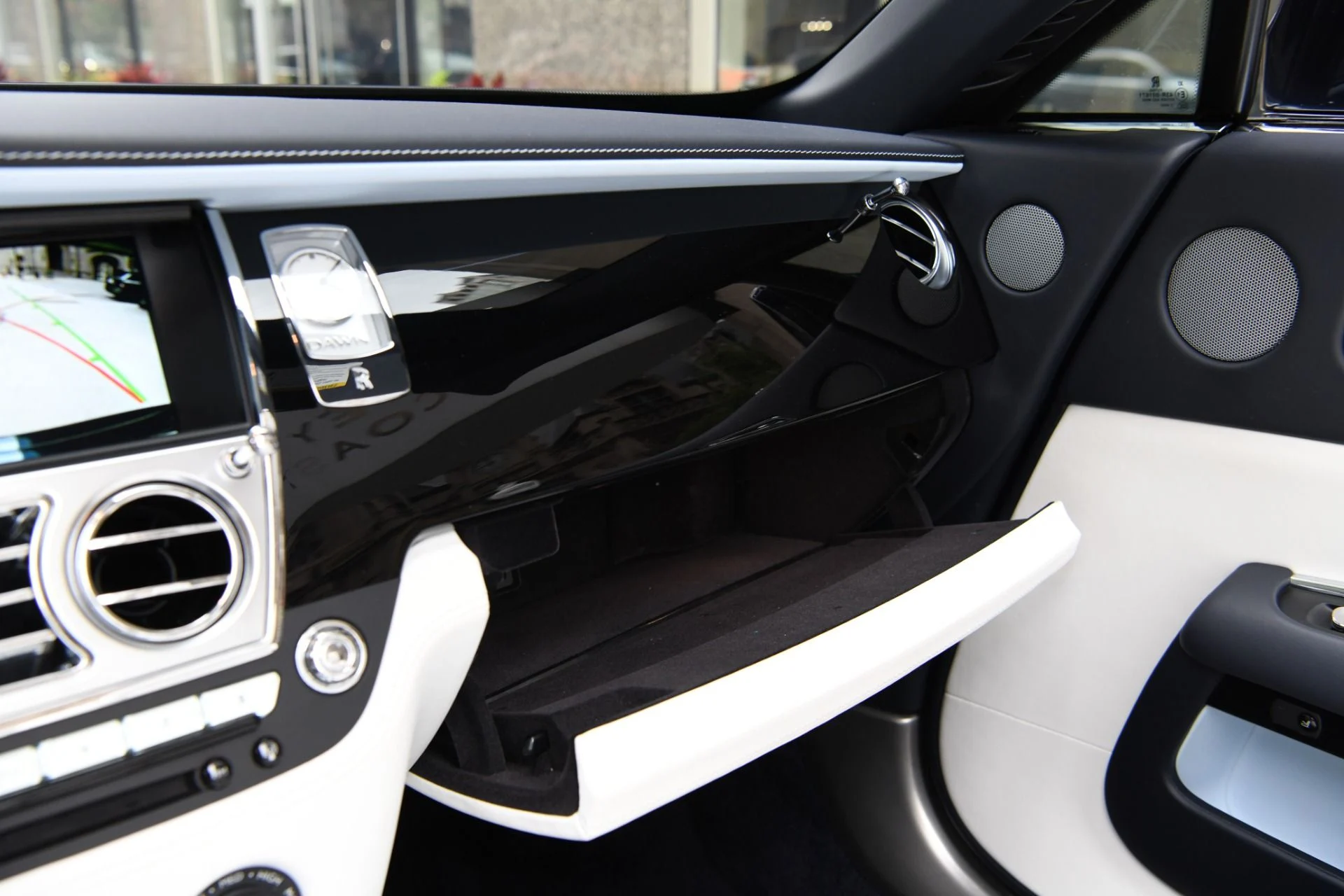 mph018_4209237159_8627_p20_l_a0b841c5ed