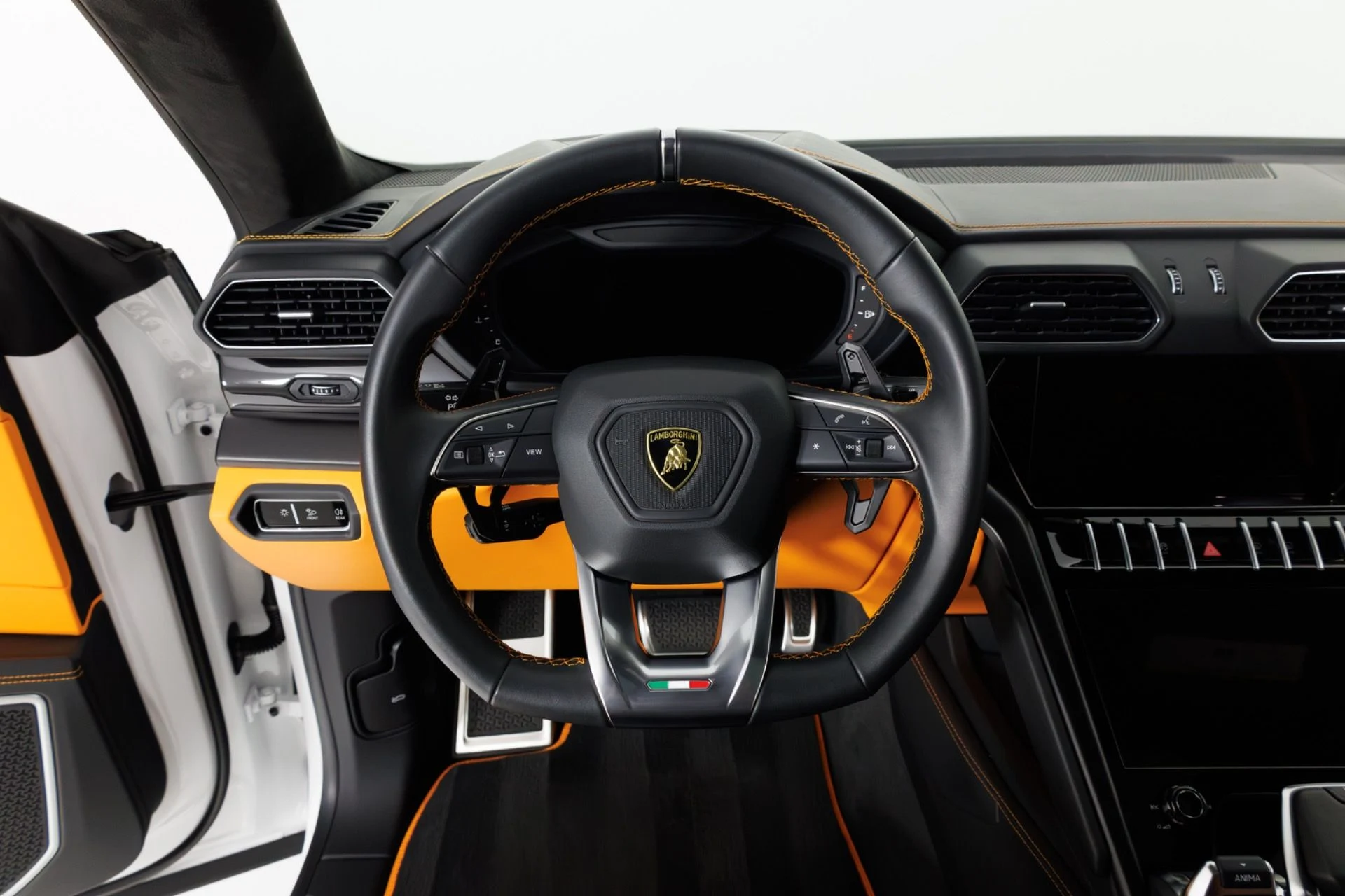 mph018_4209285196_Used_2024_Lamborghini_Urus_S_1775674860_f4dd87f6bd