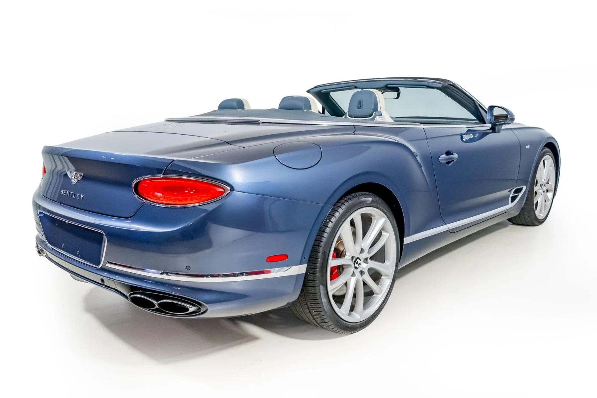 mph018_4209337441_669d321105c34f73b1ddd5d40dd025b1_a0749599a2