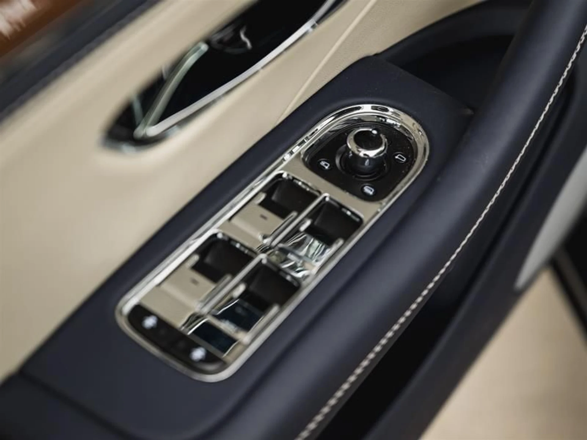 mph018_4211366914_kfcsuqpp_5e42a6af33