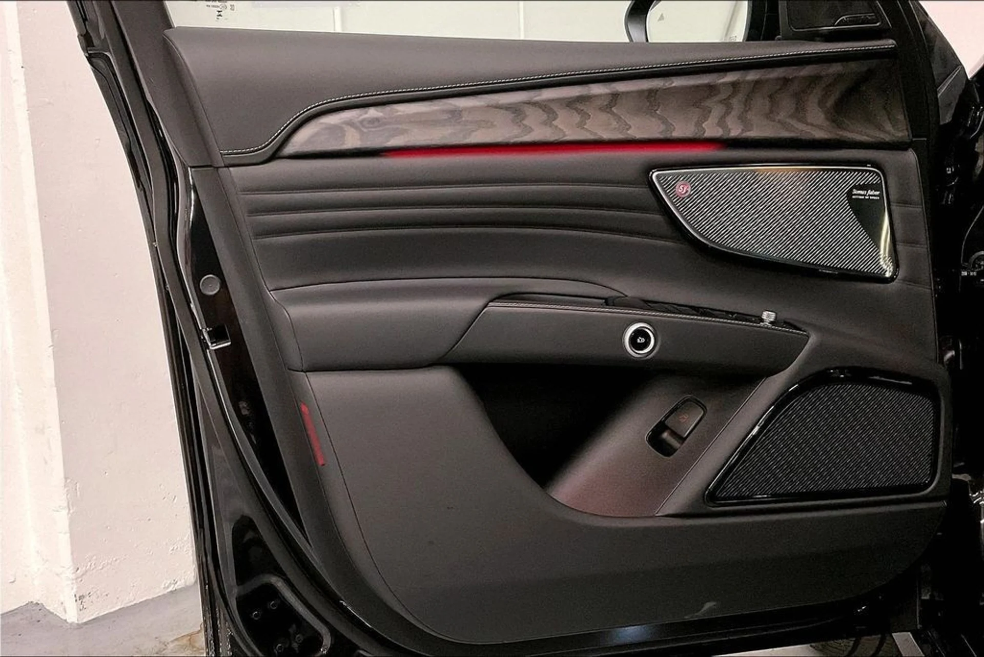 mph018_42162932_f867284ab0497ac7cc3e9645dbb8ddccx_f3a656a5b3