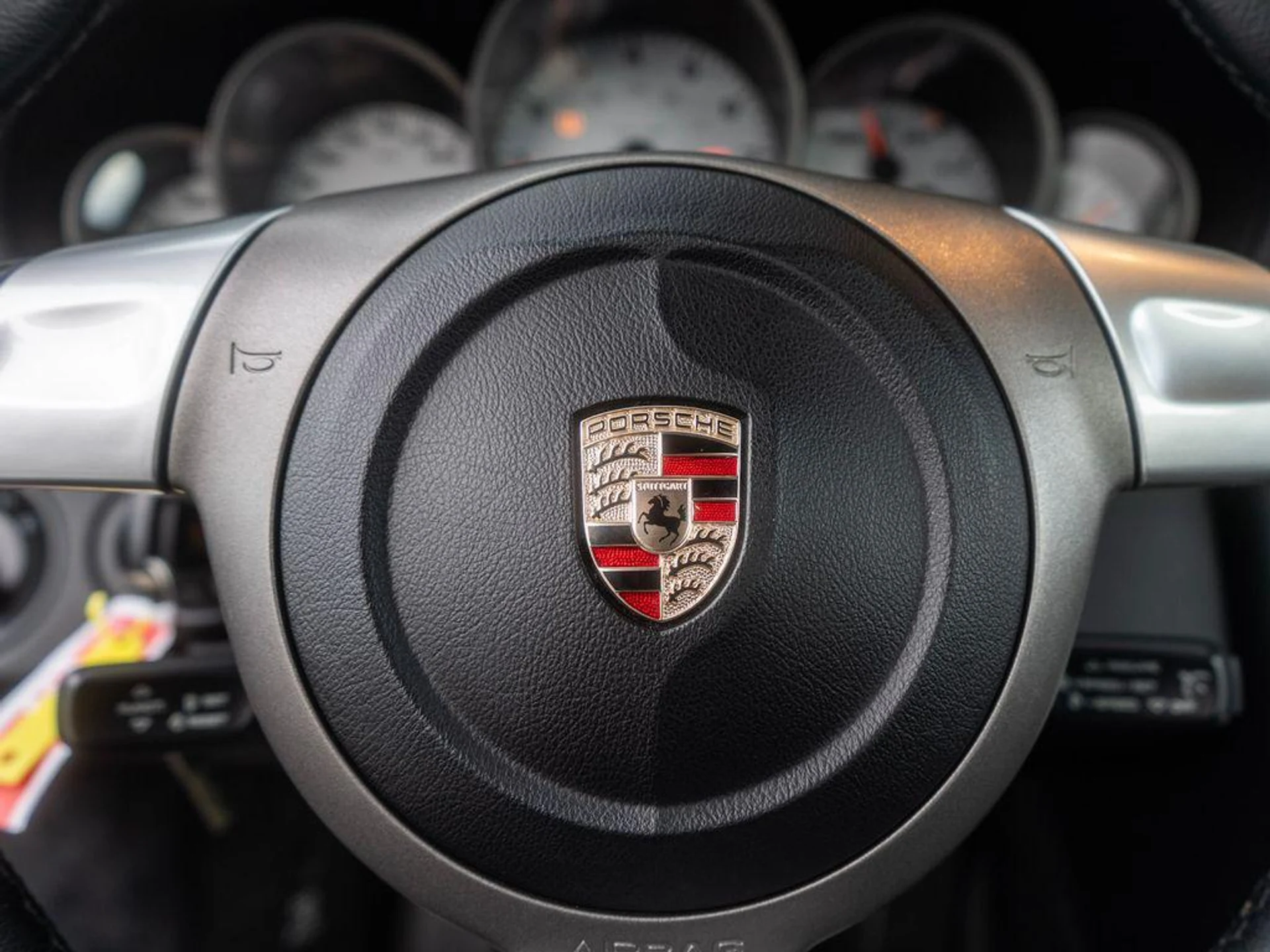 mph018_4217572458_t_CA_6a_d_U_Uv4_EC_Hz_W_H4_LZB_9_Q4_IY_dbc8119883